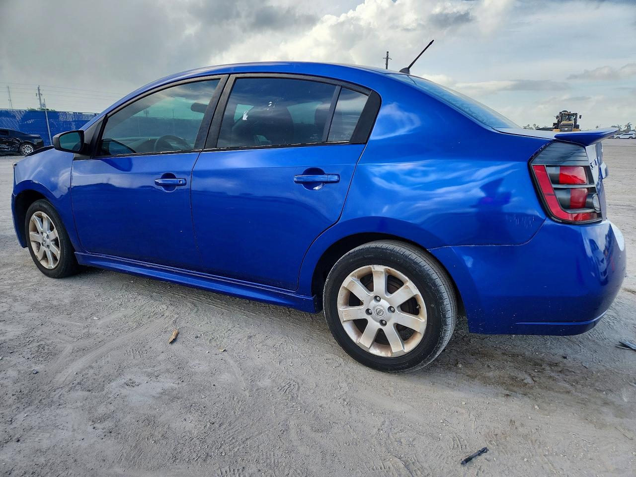2010 Nissan Sentra 2.0 Blue vin: 3N1AB6AP6AL714154