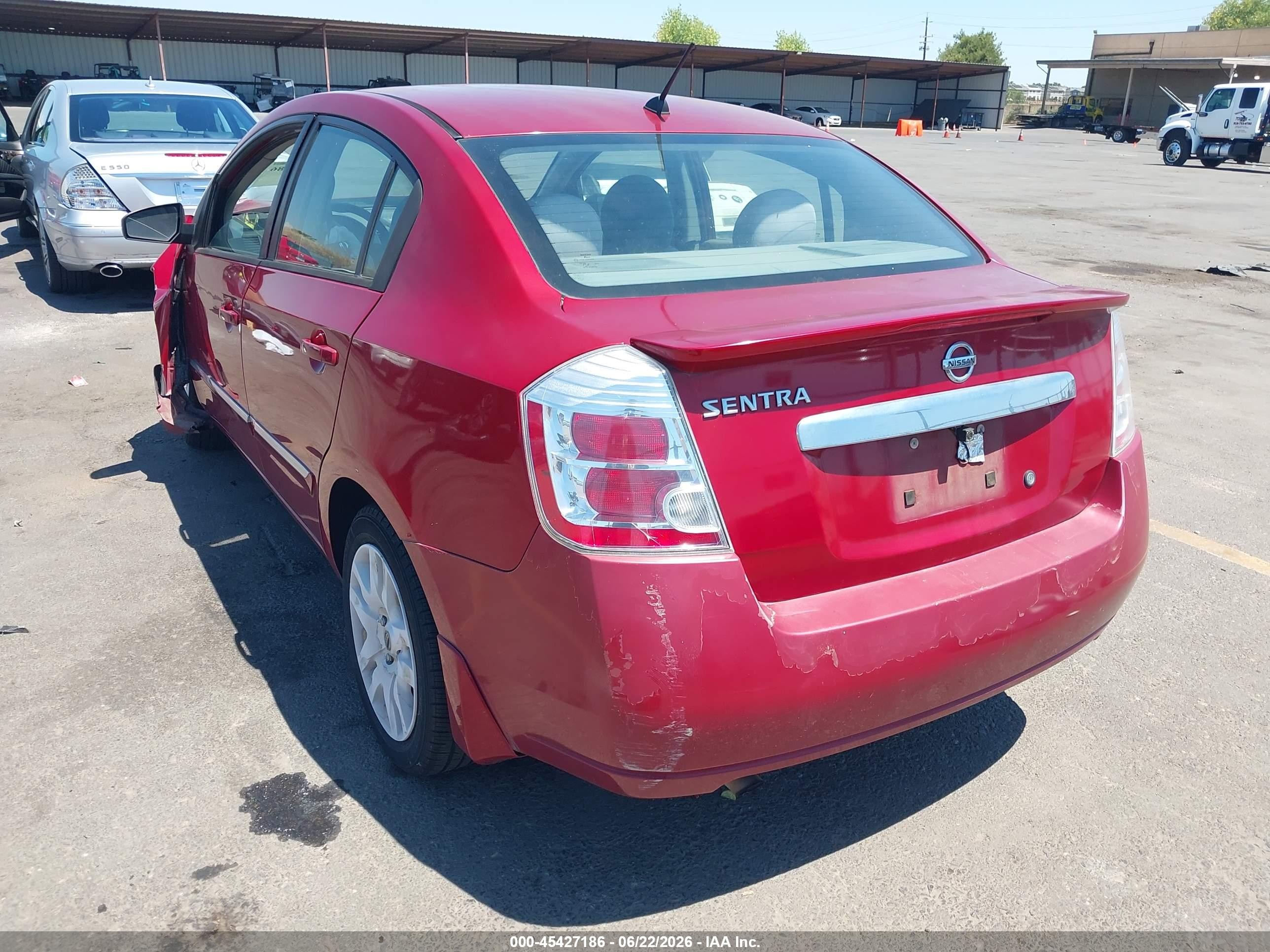 2011 Nissan Sentra 2.0s Red vin: 3N1AB6AP6BL604609
