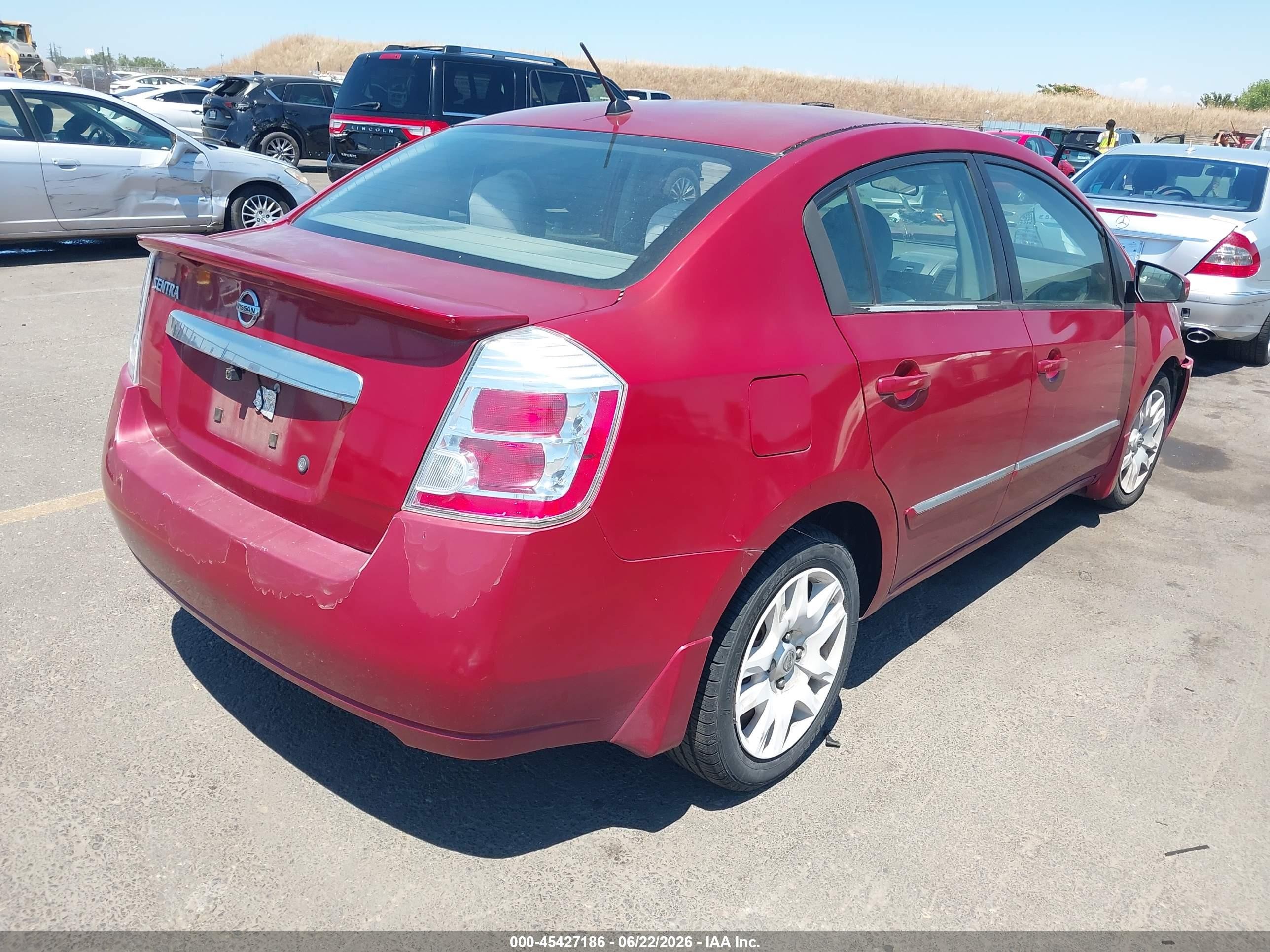 2011 Nissan Sentra 2.0s Red vin: 3N1AB6AP6BL604609