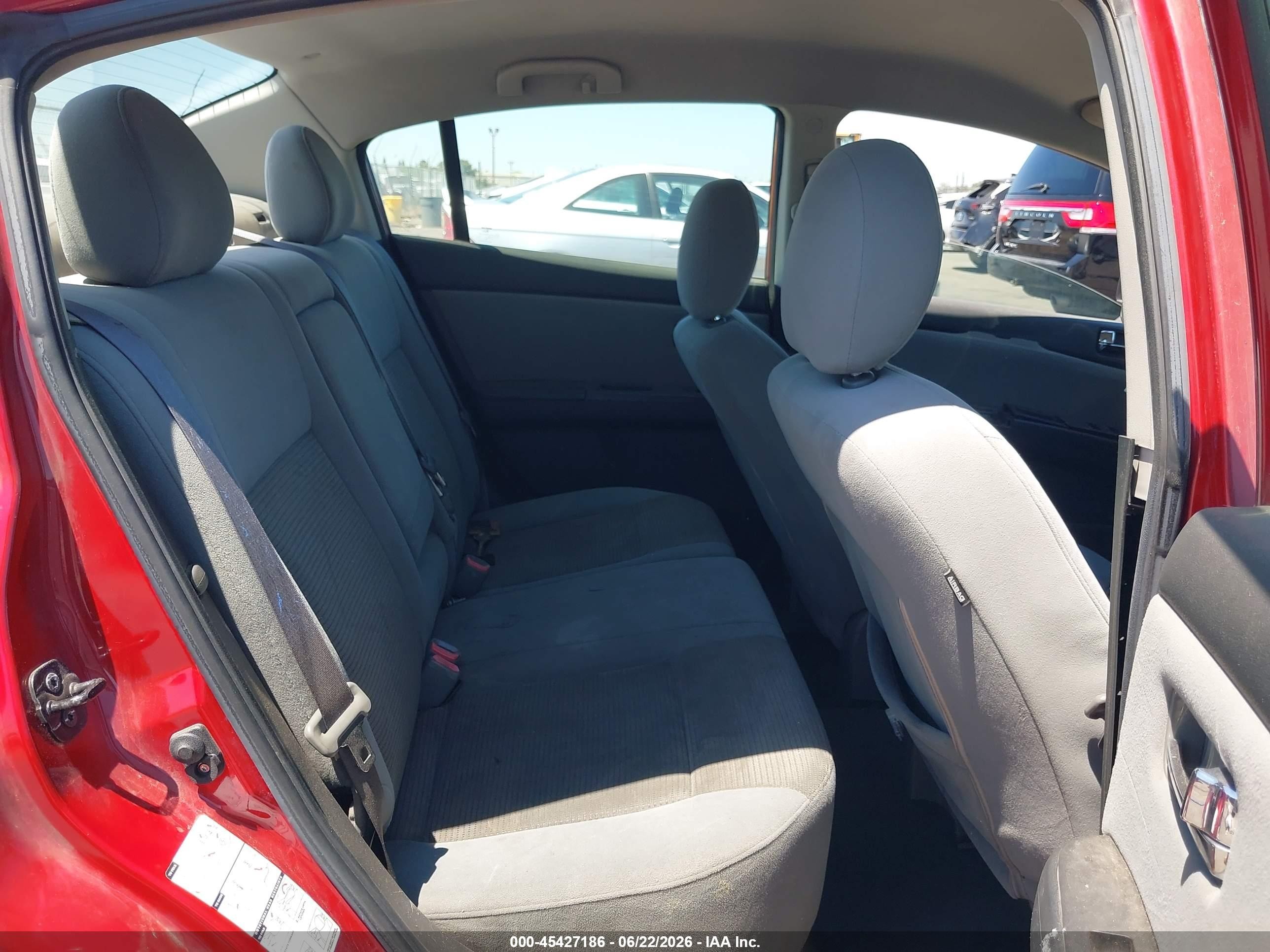 2011 Nissan Sentra 2.0s Red vin: 3N1AB6AP6BL604609