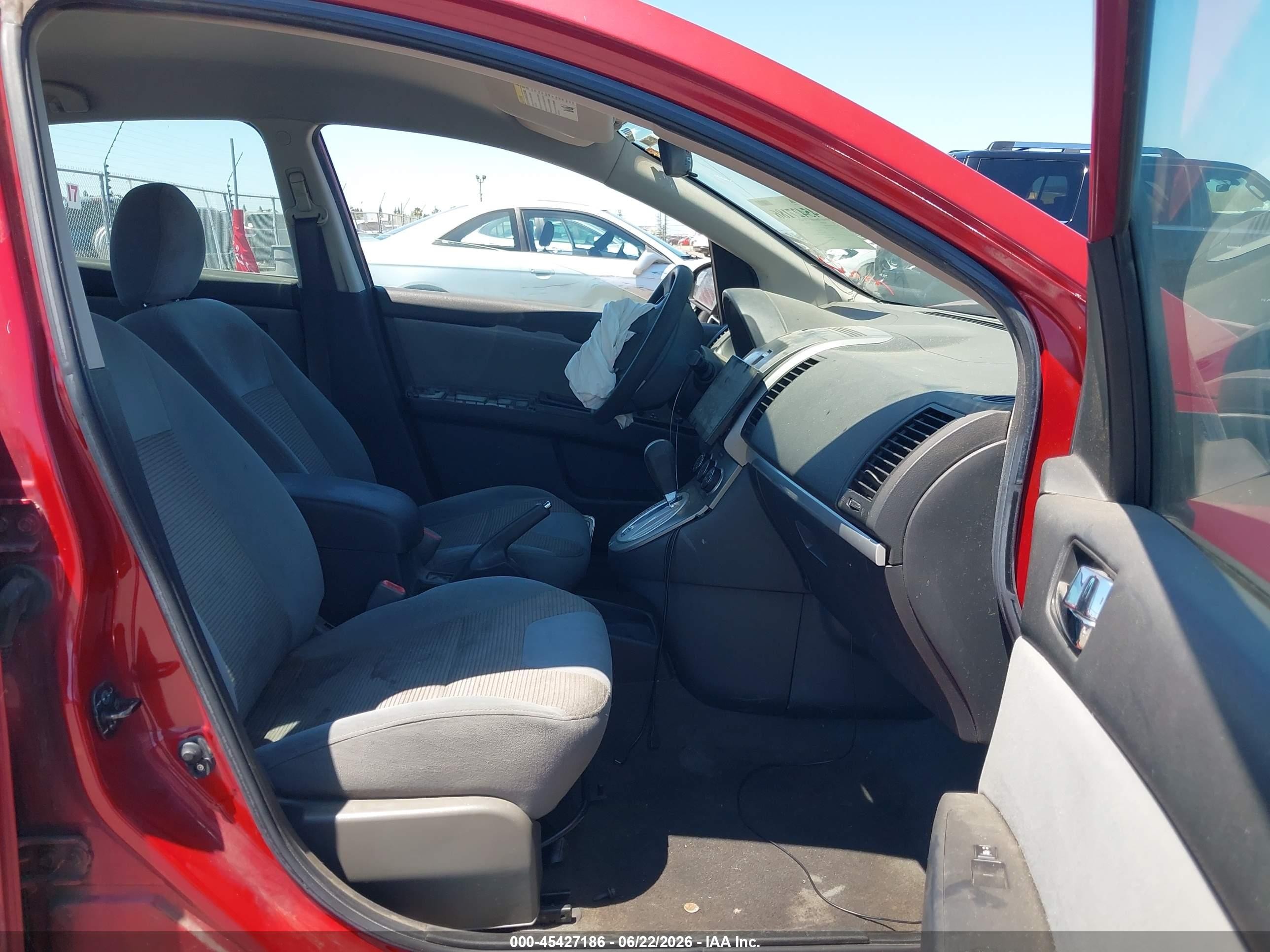 2011 Nissan Sentra 2.0s Red vin: 3N1AB6AP6BL604609