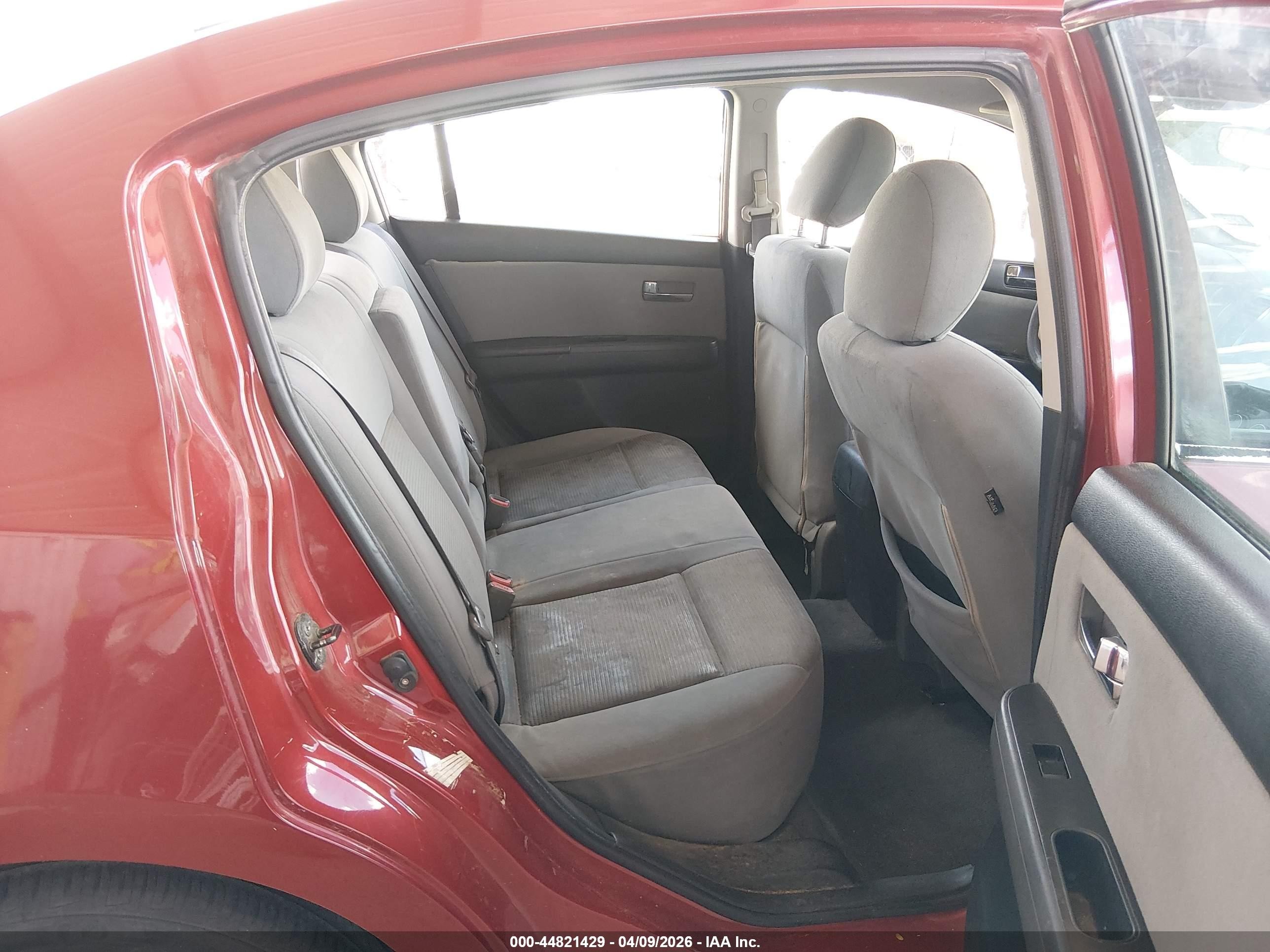 2011 Nissan Sentra 2.0s Красный vin: 3N1AB6AP6BL654068
