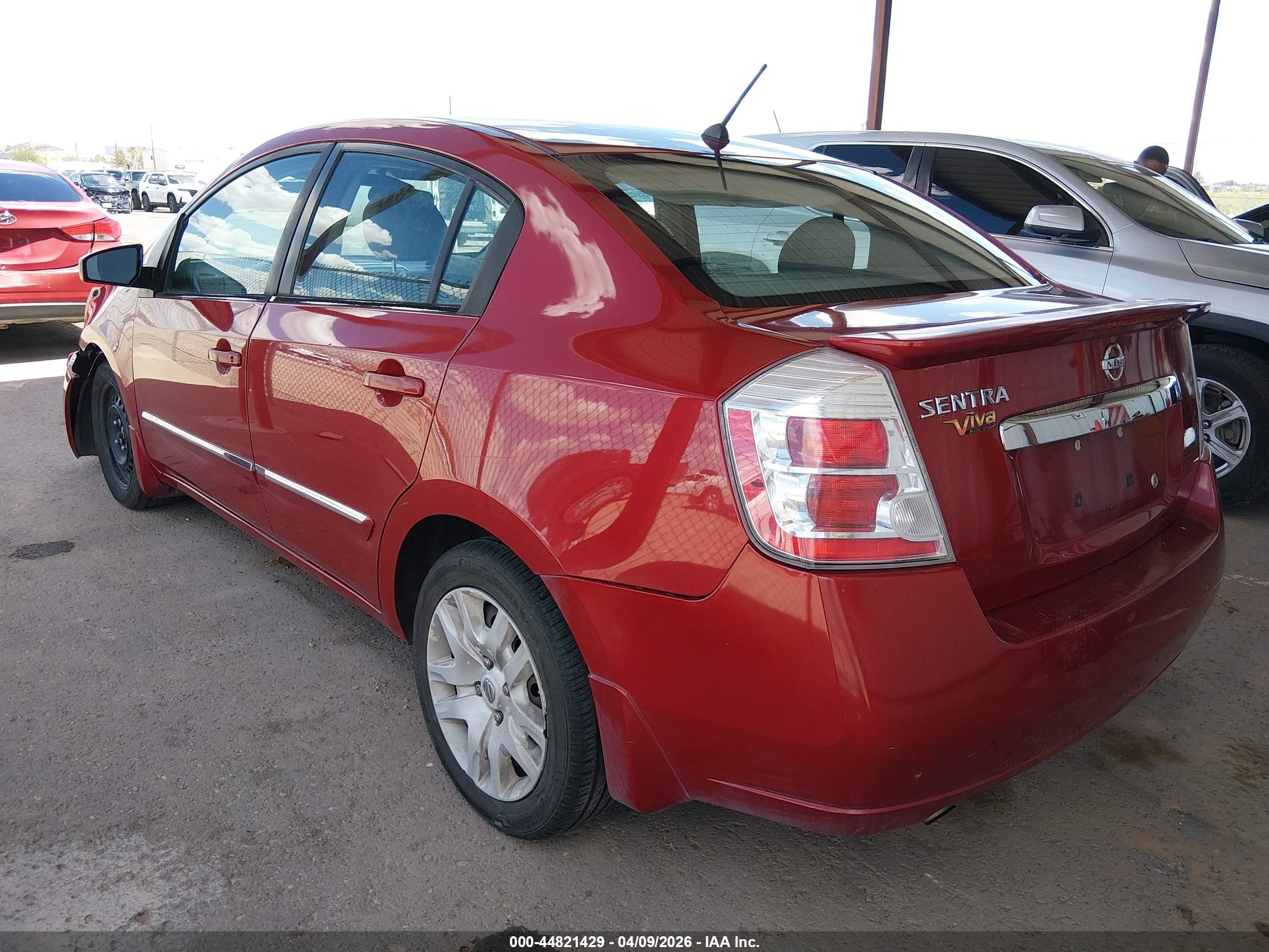 2011 Nissan Sentra 2.0s Красный vin: 3N1AB6AP6BL654068
