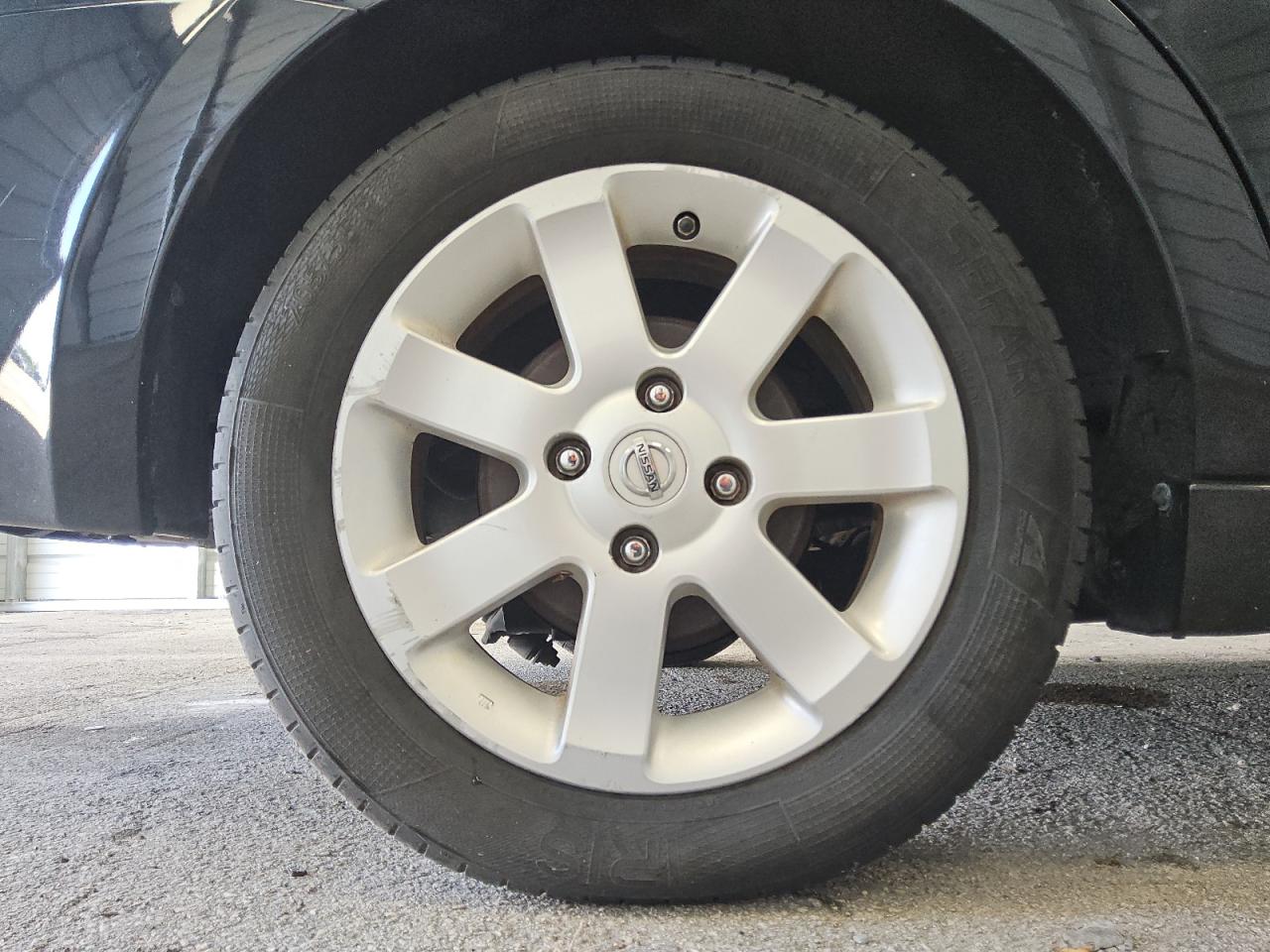 2011 Nissan Sentra 2.0 Black vin: 3N1AB6AP6BL656984 Damage: Right Rear Wheel, Curb Rash, 5 To 6 Inches