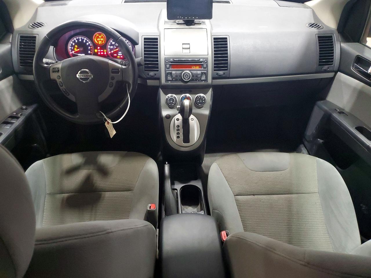 2011 Nissan Sentra 2.0 Silver vin: 3N1AB6AP6BL676328