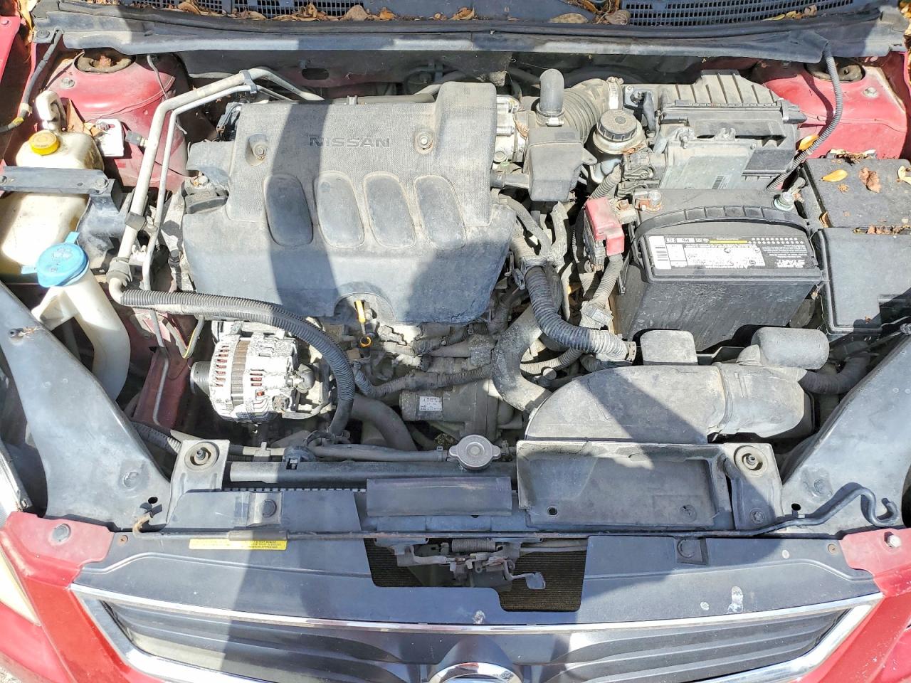 2011 Nissan Sentra 2.0 Red vin: 3N1AB6AP6BL687314