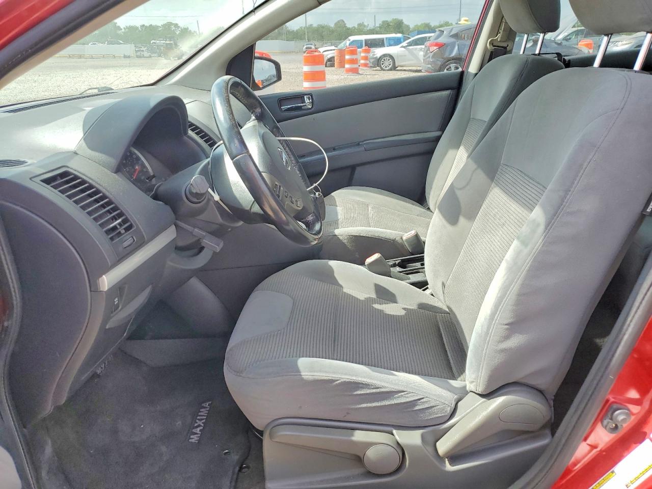 2011 Nissan Sentra 2.0 Red vin: 3N1AB6AP6BL687314
