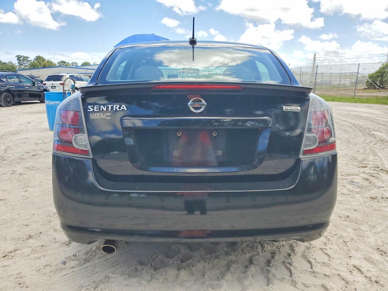 2011 Nissan Sentra 2.0 Black vin: 3N1AB6AP6BL725317