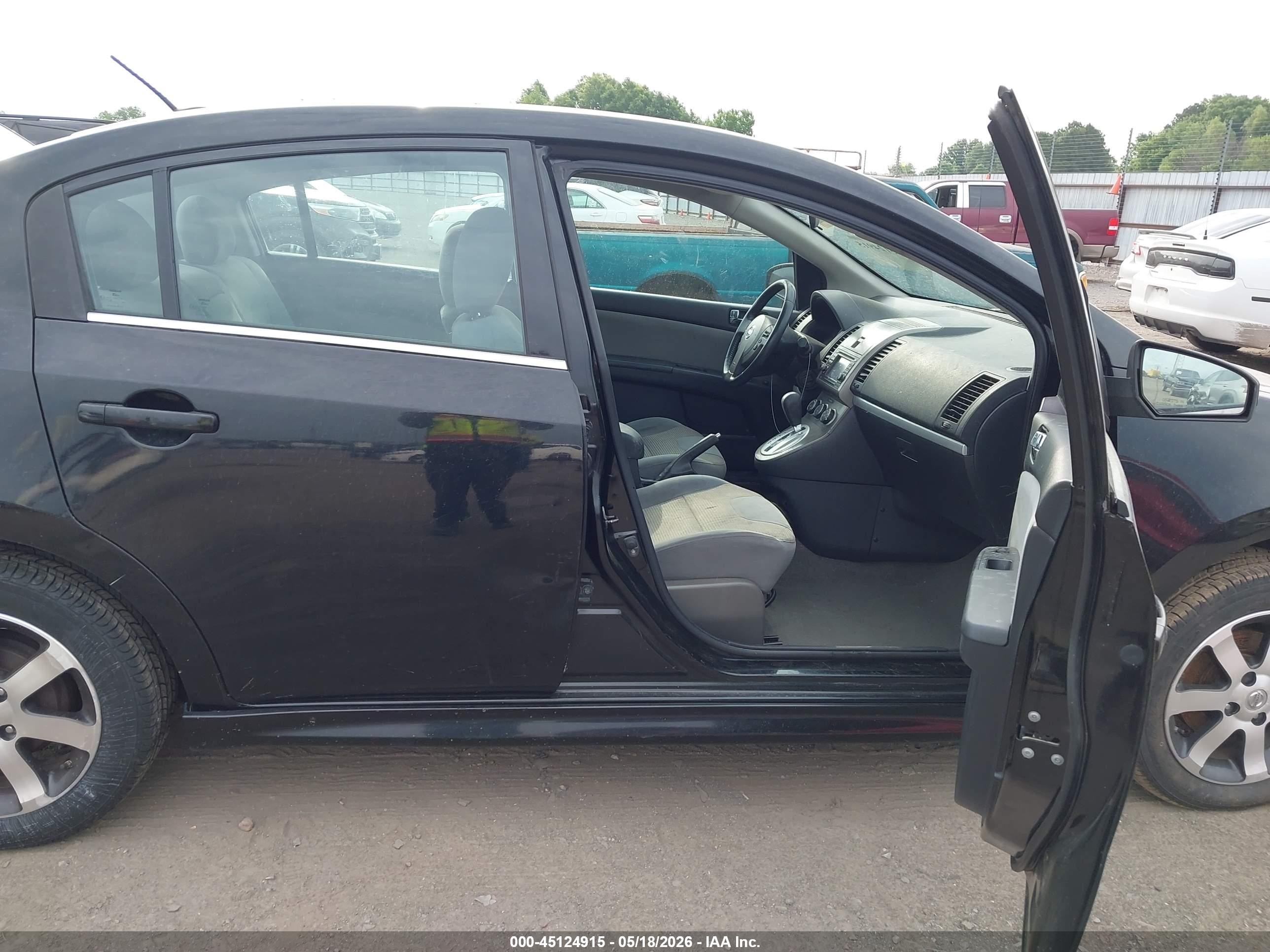 2011 Nissan Sentra 2.0sr Черный vin: 3N1AB6AP6BL729268