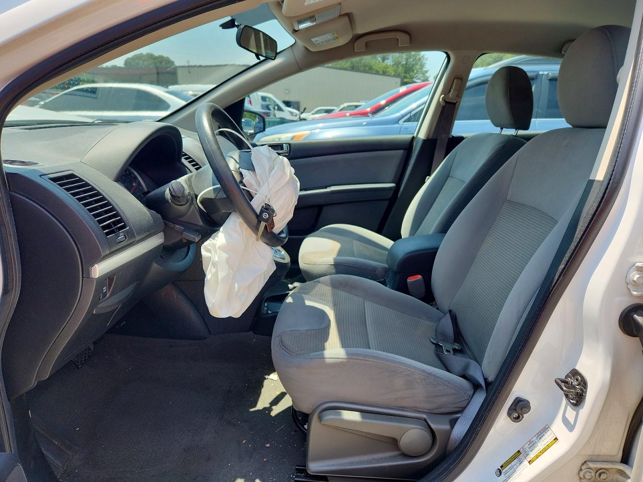 2011 Nissan Sentra 2.0 White vin: 3N1AB6AP6BL730890