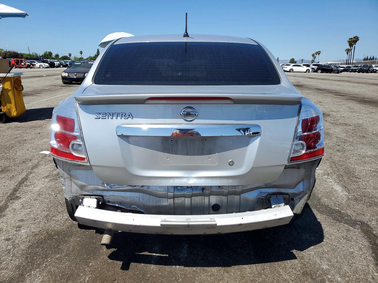2011 Nissan Sentra 2.0 White vin: 3N1AB6AP6BL731246