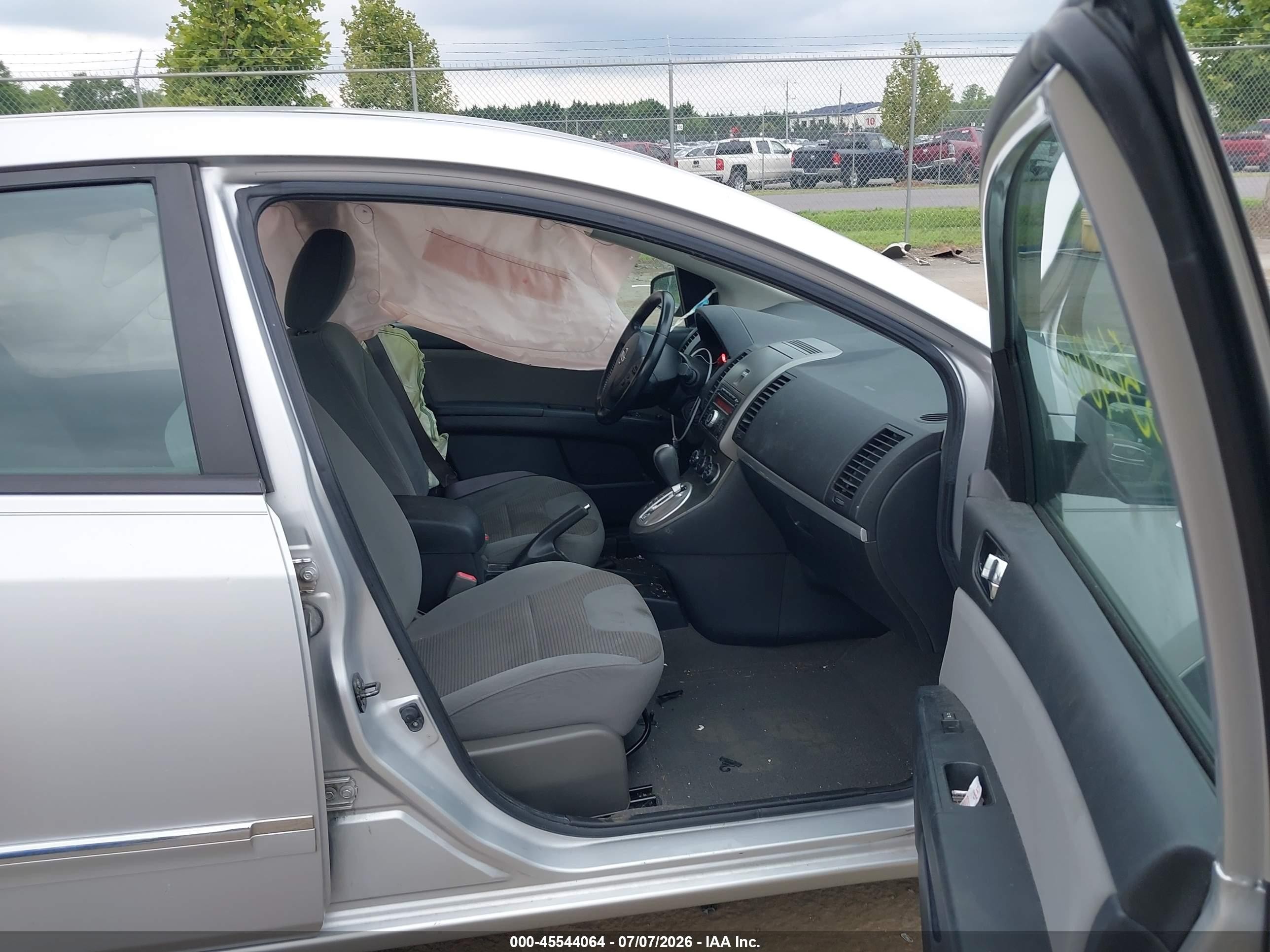 2012 Nissan Sentra 2.0 S Silver vin: 3N1AB6AP6CL617734