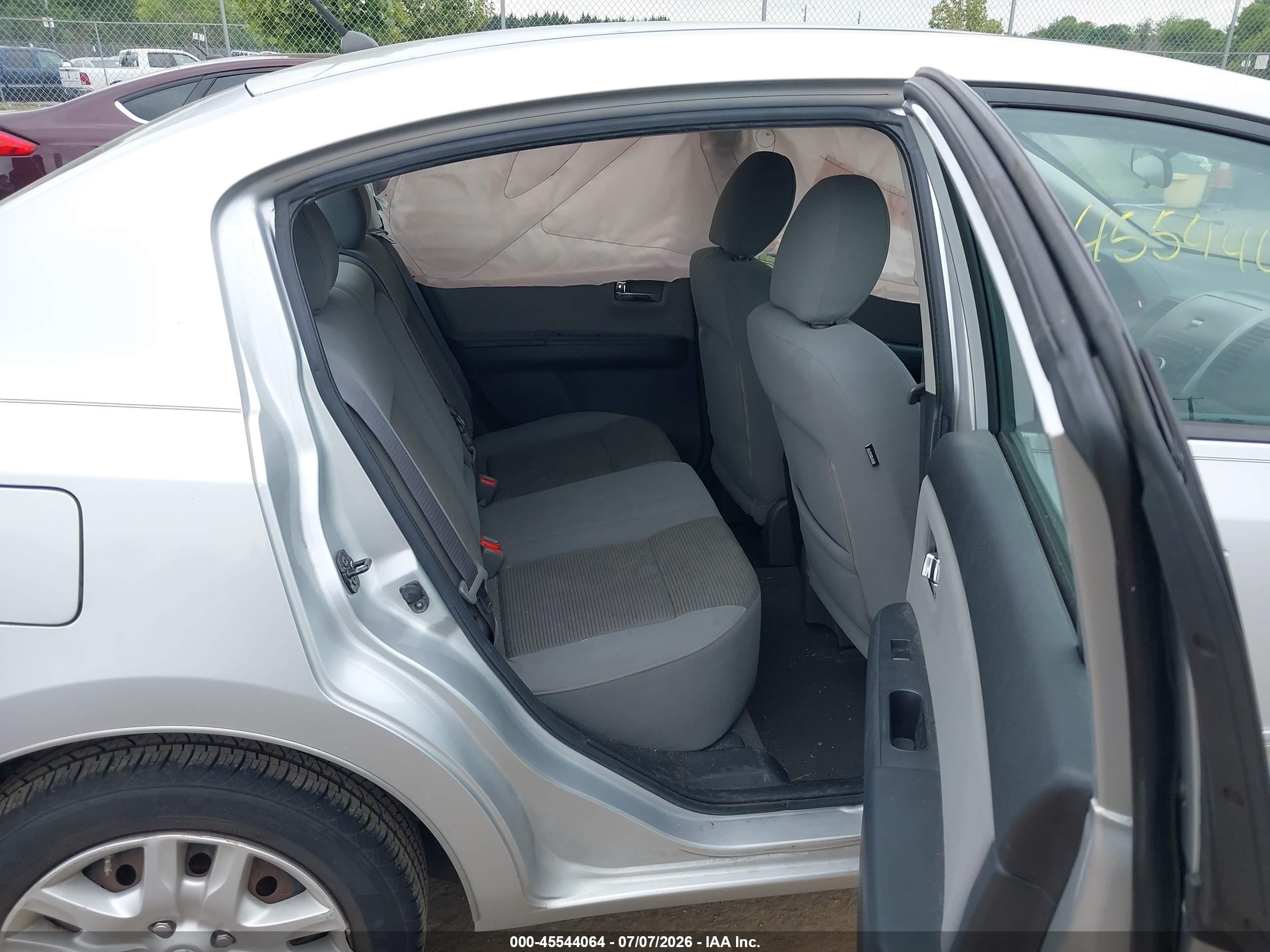 2012 Nissan Sentra 2.0 S Silver vin: 3N1AB6AP6CL617734