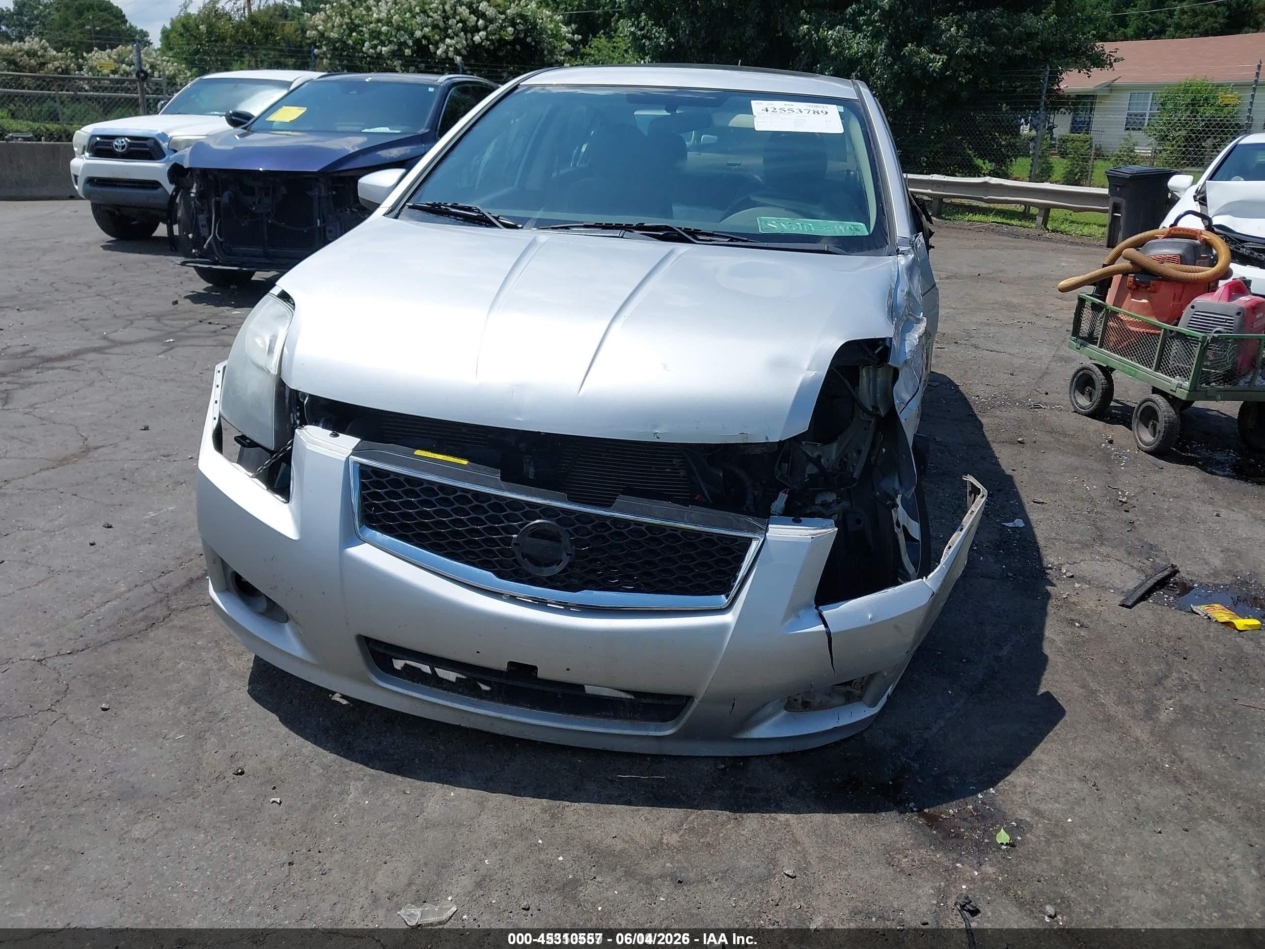 2012 Nissan Sentra 2.0 Sr Silver vin: 3N1AB6AP6CL697388