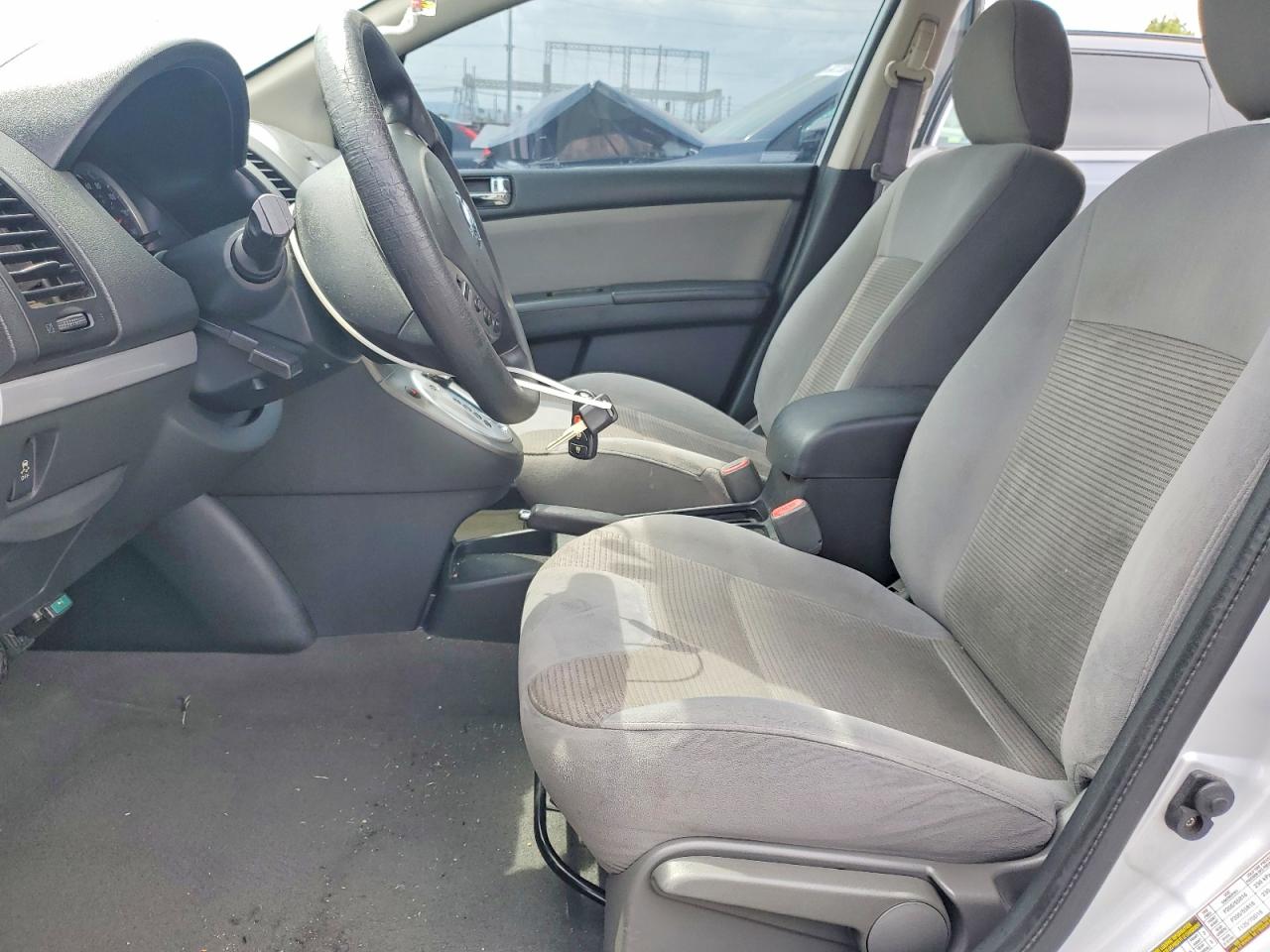2012 Nissan Sentra 2.0 Silver vin: 3N1AB6AP6CL750879