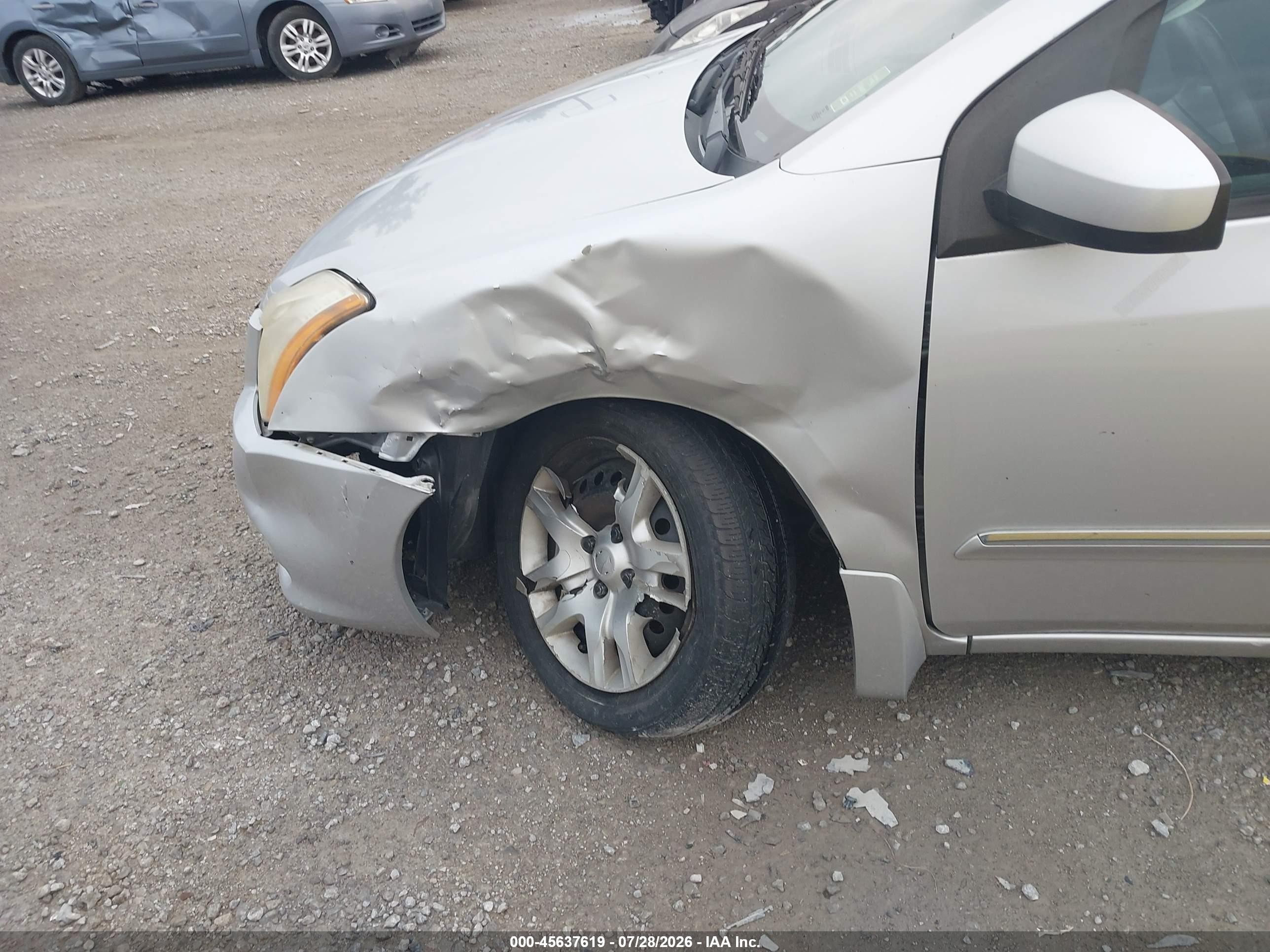 2012 Nissan Sentra 2.0 S Silver vin: 3N1AB6AP6CL755807