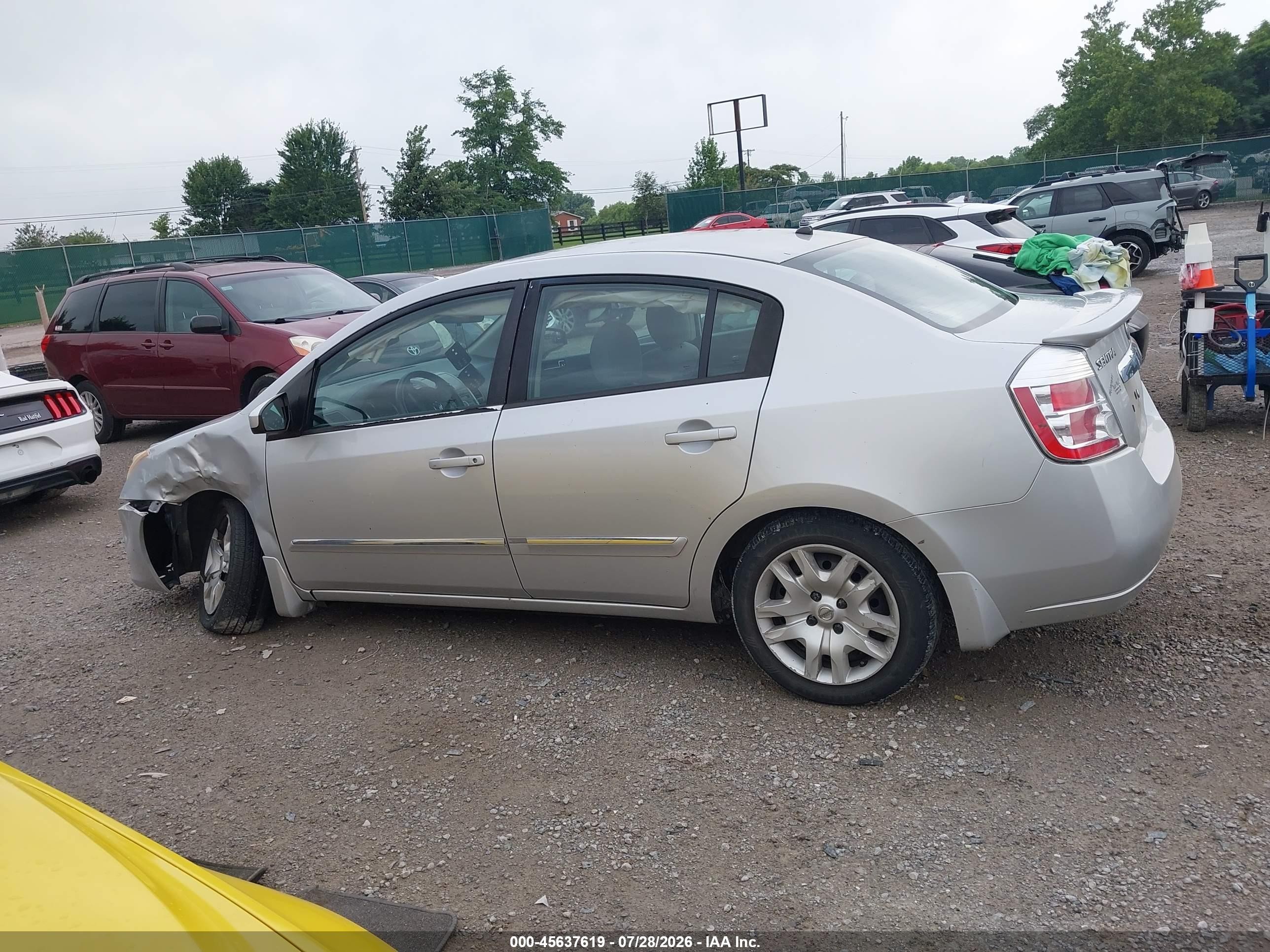 2012 Nissan Sentra 2.0 S Silver vin: 3N1AB6AP6CL755807