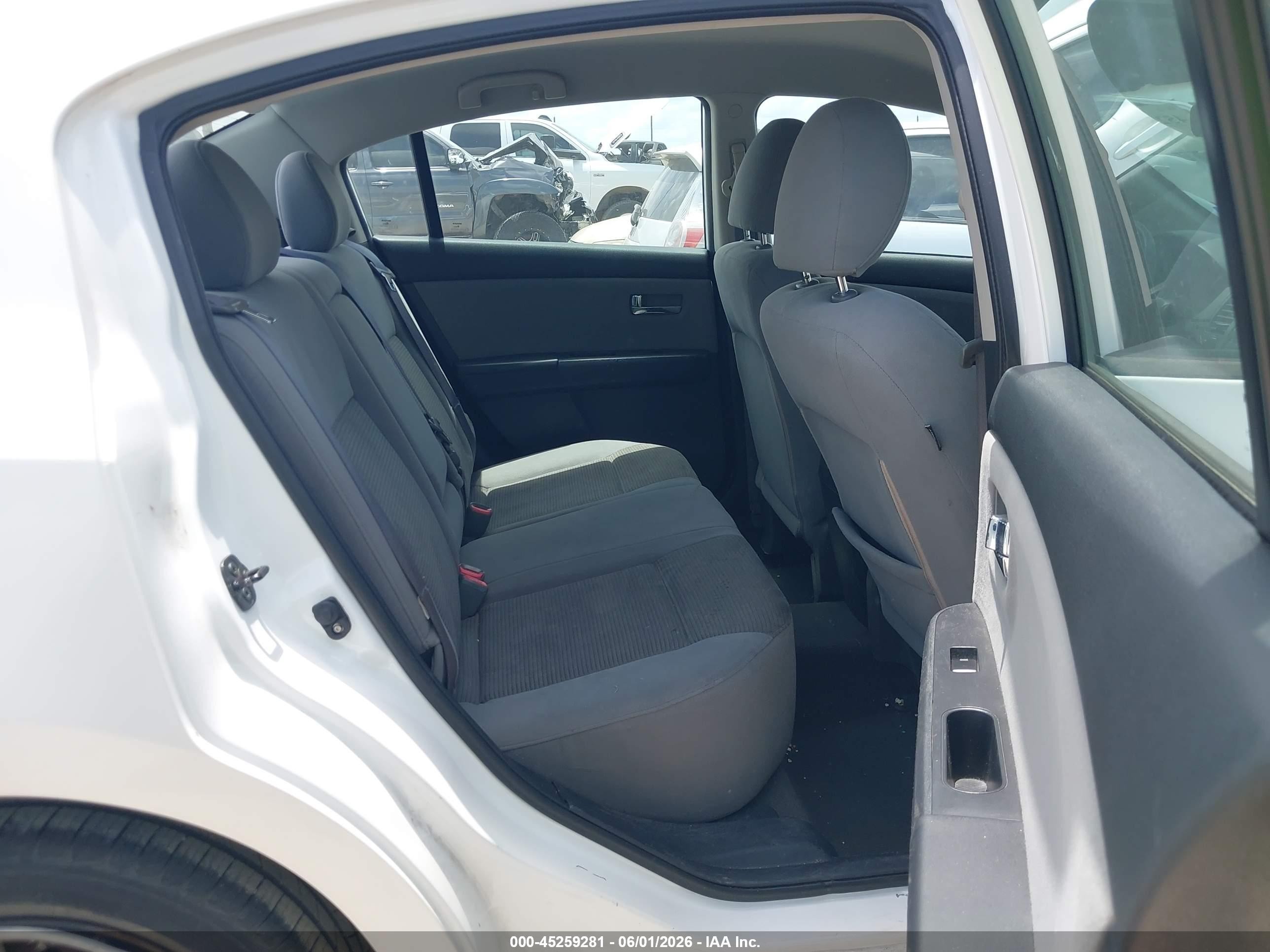 2012 Nissan Sentra 2.0 S White vin: 3N1AB6AP6CL758271