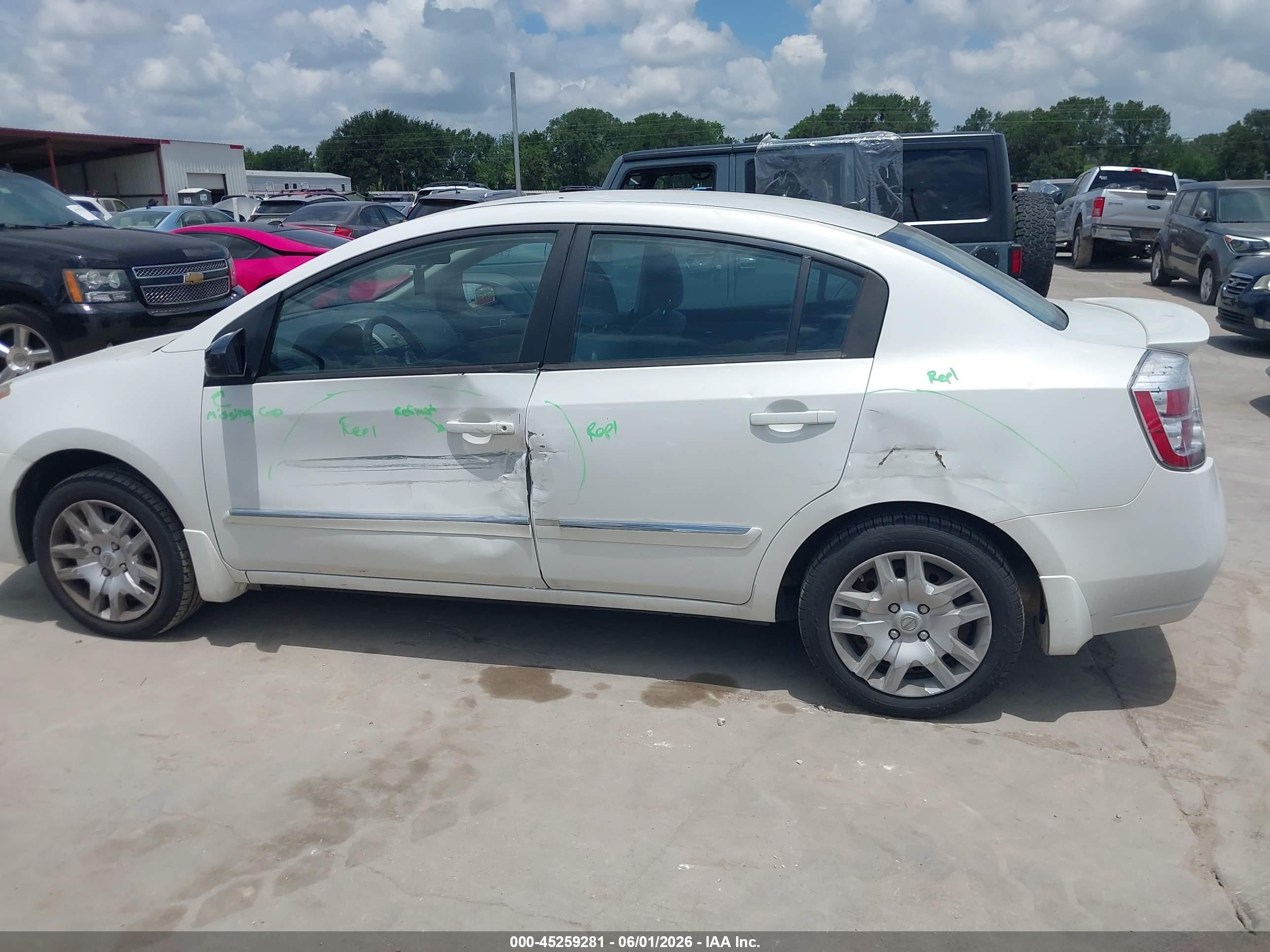 2012 Nissan Sentra 2.0 S White vin: 3N1AB6AP6CL758271