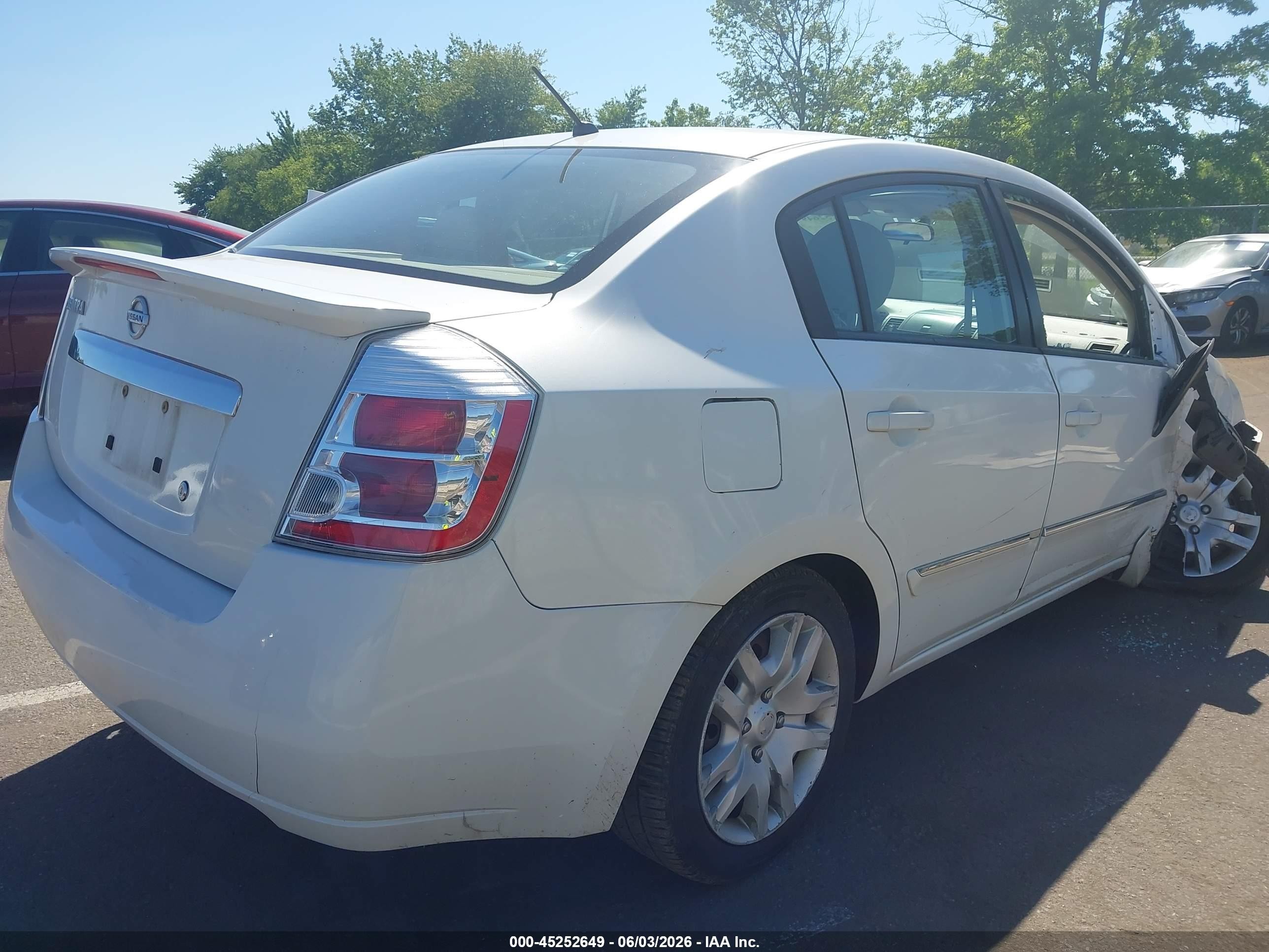 2012 Nissan Sentra 2.0 S White vin: 3N1AB6AP6CL782456