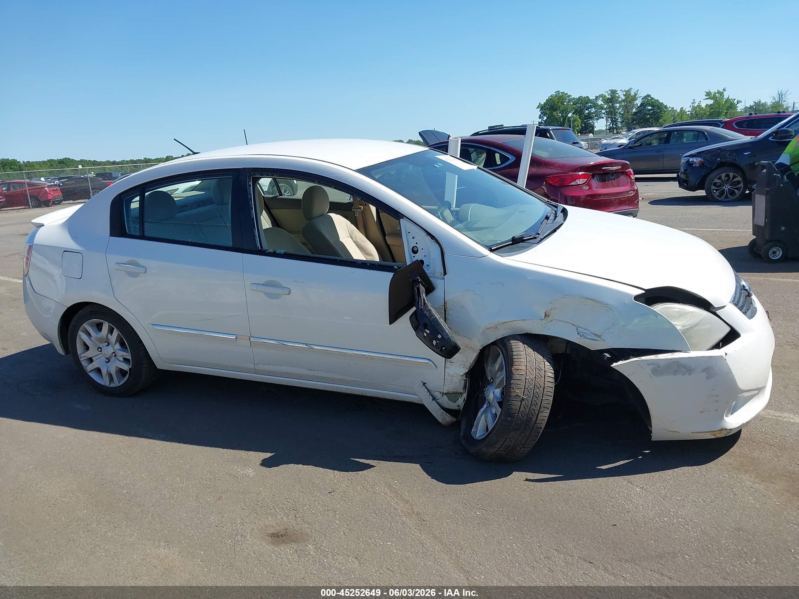 2012 Nissan Sentra 2.0 S White vin: 3N1AB6AP6CL782456