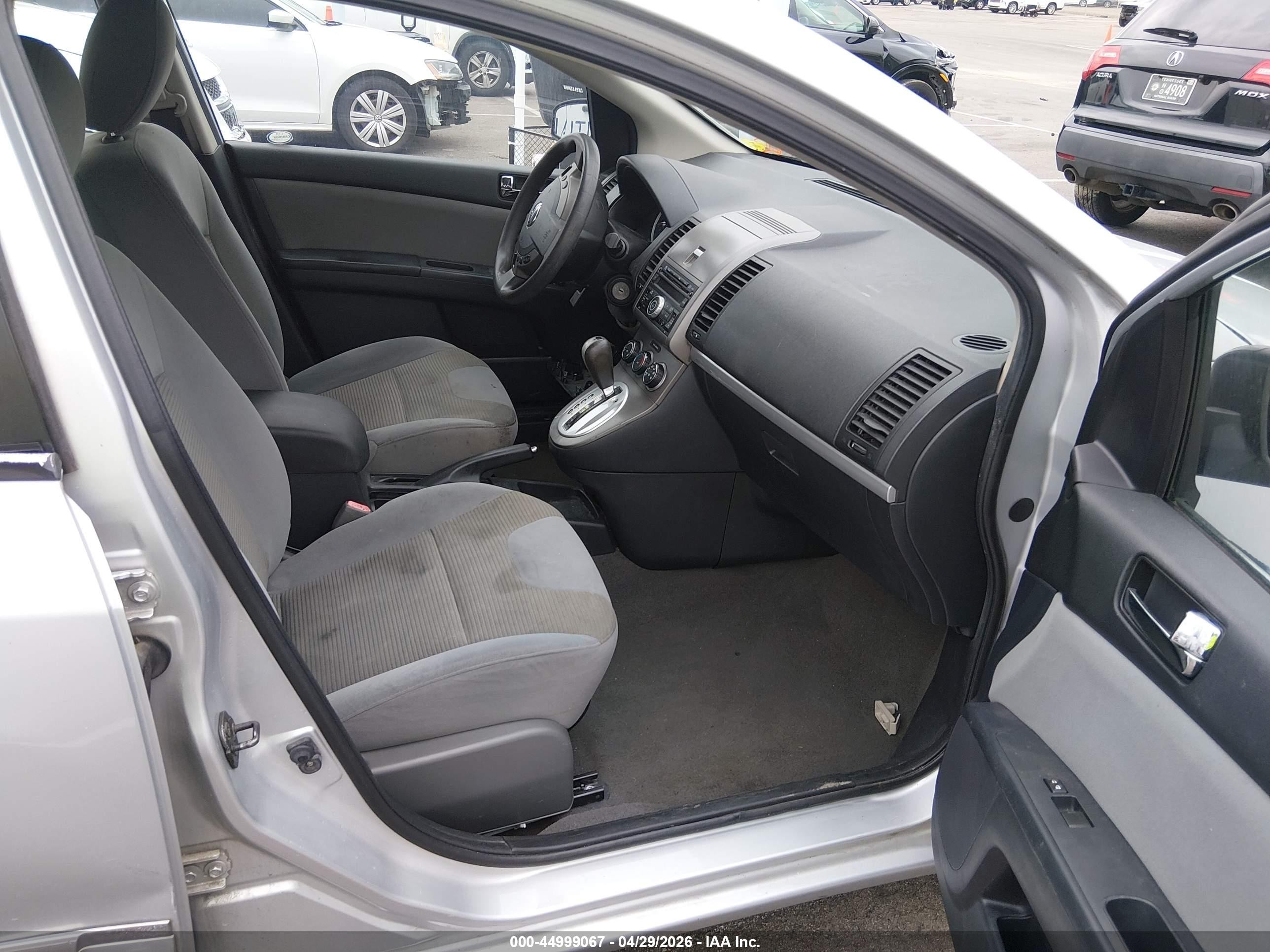 2010 Nissan Sentra 2.0s Silver vin: 3N1AB6AP7AL641456
