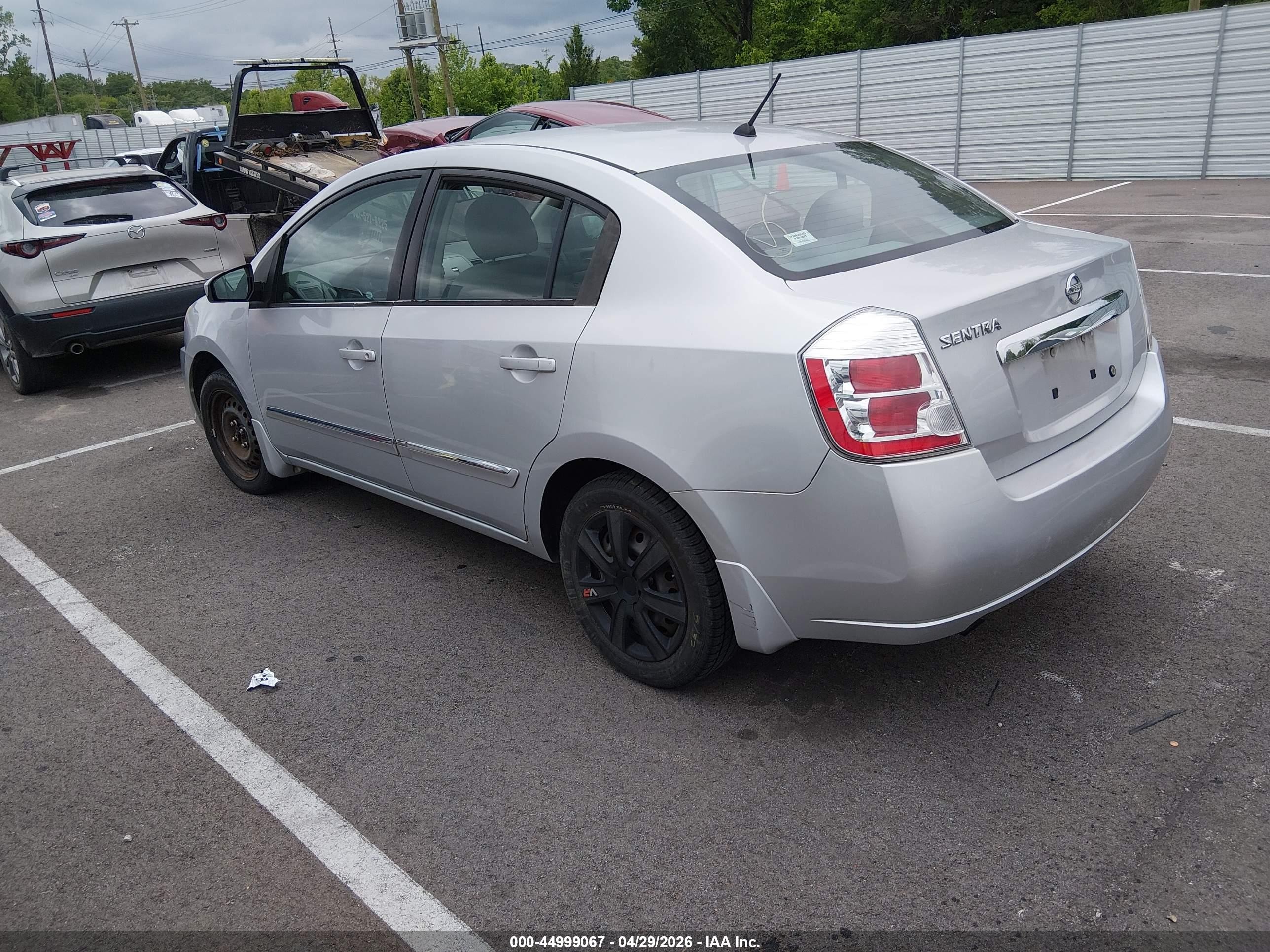 2010 Nissan Sentra 2.0s Silver vin: 3N1AB6AP7AL641456
