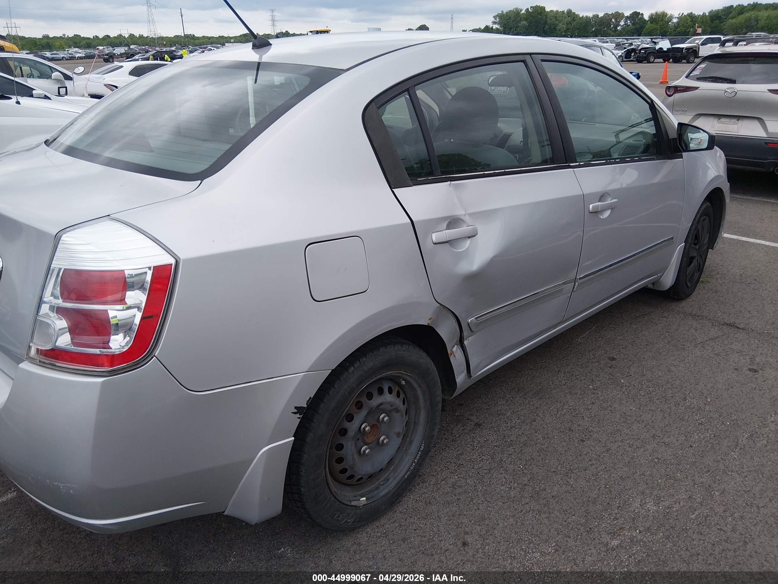 2010 Nissan Sentra 2.0s Silver vin: 3N1AB6AP7AL641456