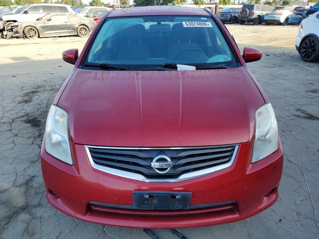2011 Nissan Sentra 2.0 Red vin: 3N1AB6AP7BL605221