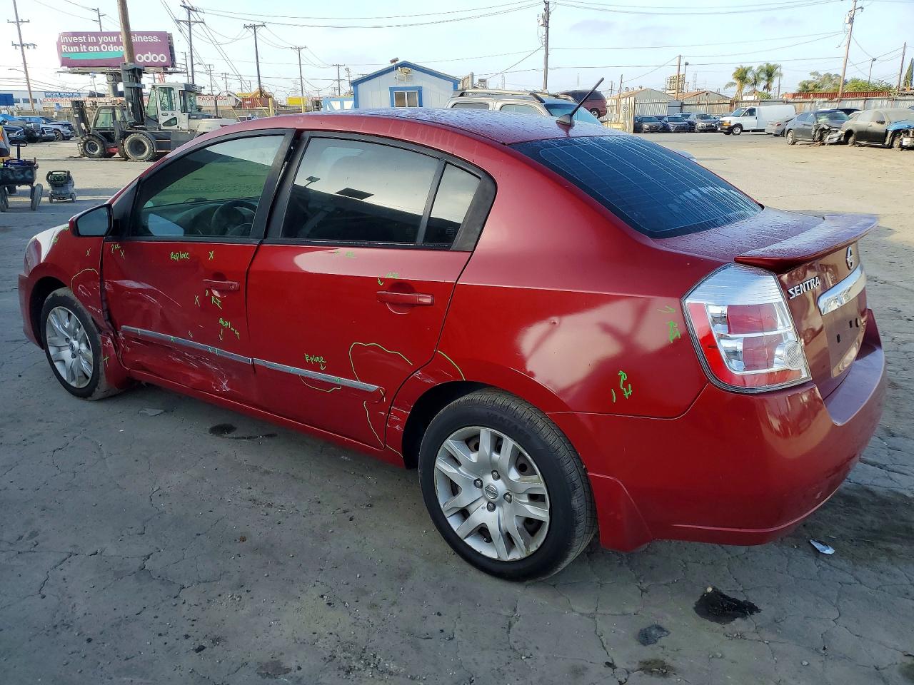 2011 Nissan Sentra 2.0 Red vin: 3N1AB6AP7BL605221