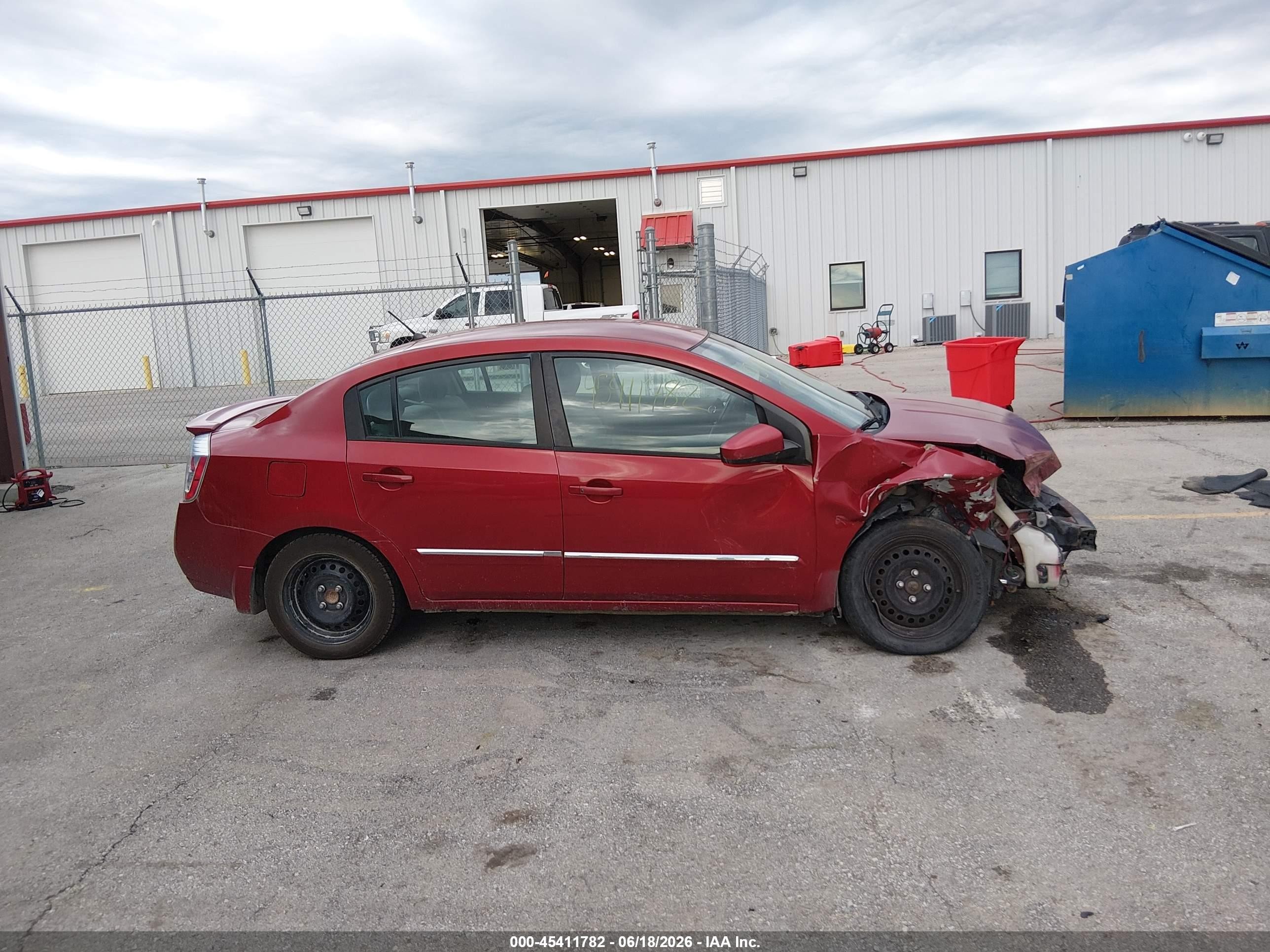 2011 Nissan Sentra 2.0s Red vin: 3N1AB6AP7BL627476