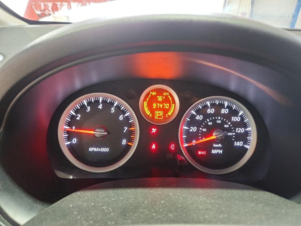2011 Nissan Sentra 2.0 Красный vin: 3N1AB6AP7BL639370