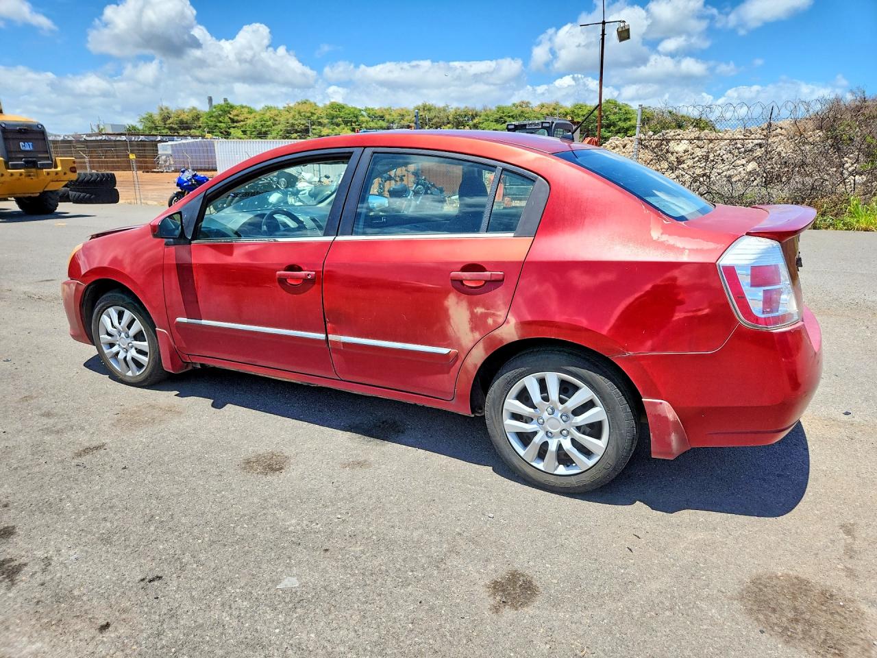 2011 Nissan Sentra 2.0 Red vin: 3N1AB6AP7BL644312