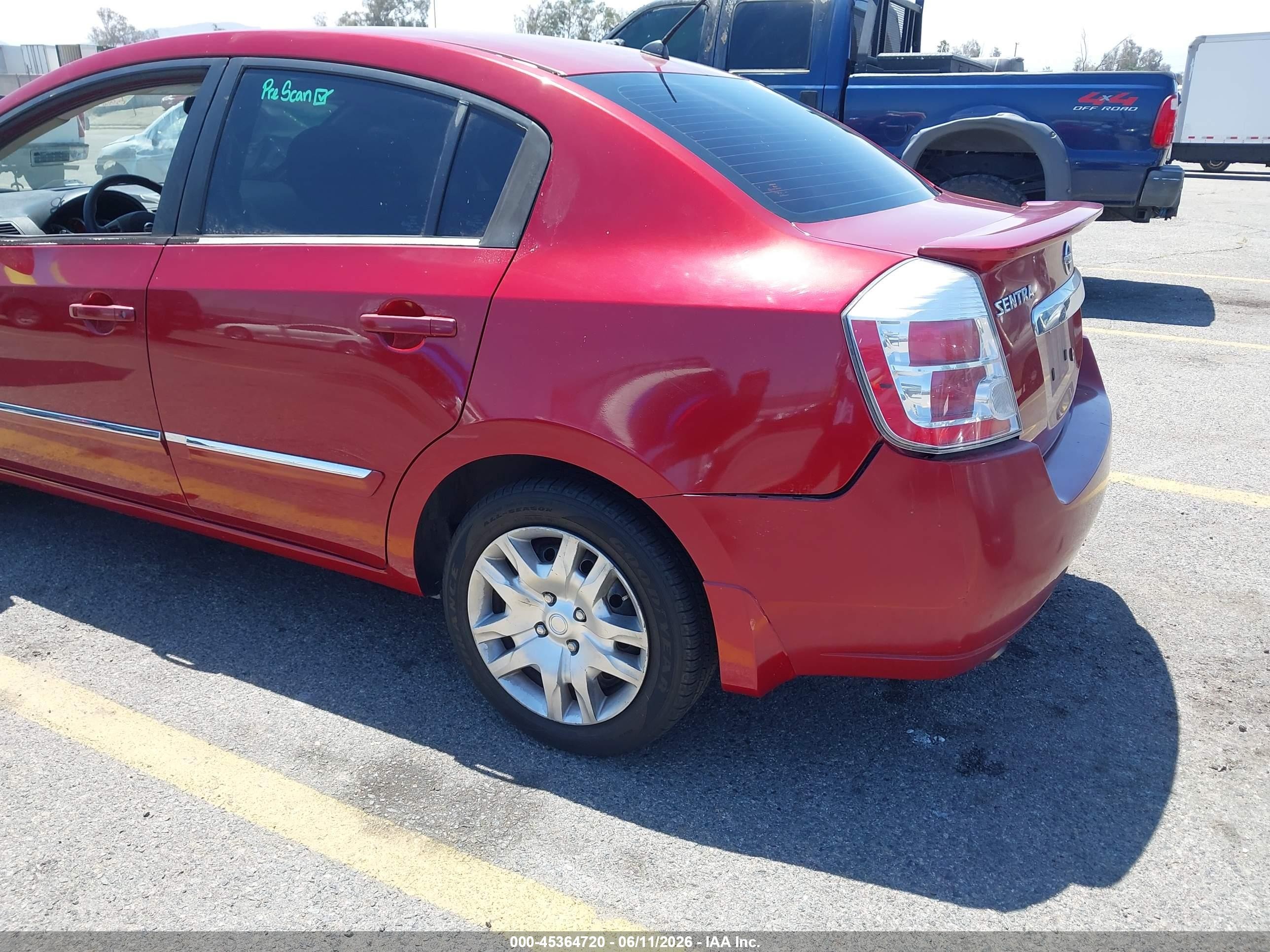 2011 Nissan Sentra 2.0s Темно-бордовый vin: 3N1AB6AP7BL682784