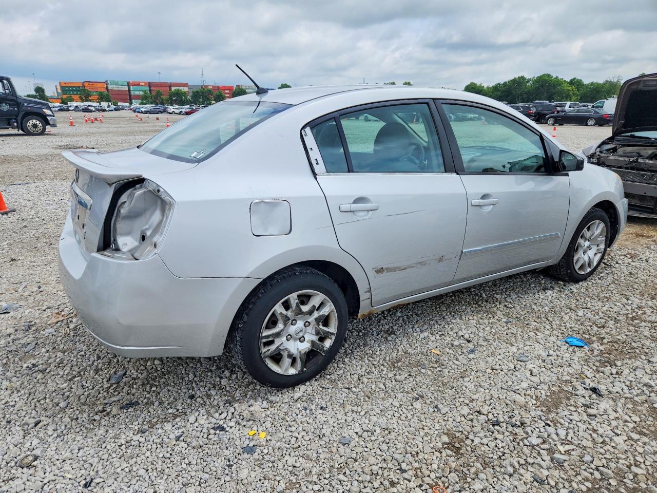 2011 Nissan Sentra 2.0 Silver vin: 3N1AB6AP7BL685524