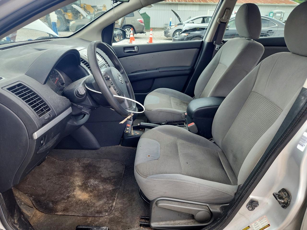 2011 Nissan Sentra 2.0 Silver vin: 3N1AB6AP7BL685524