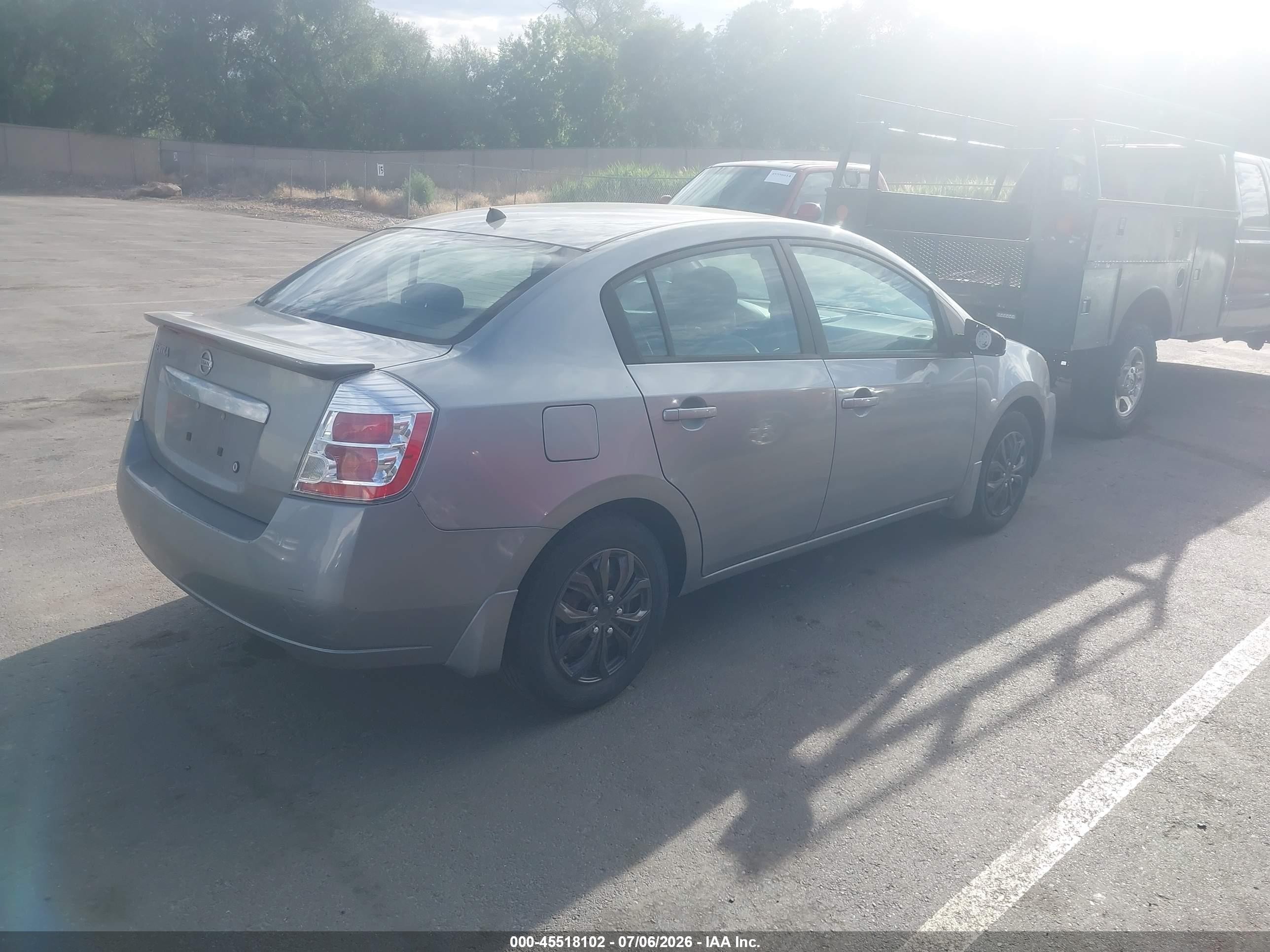 2011 Nissan Sentra 2.0 Silver vin: 3N1AB6AP7BL696930