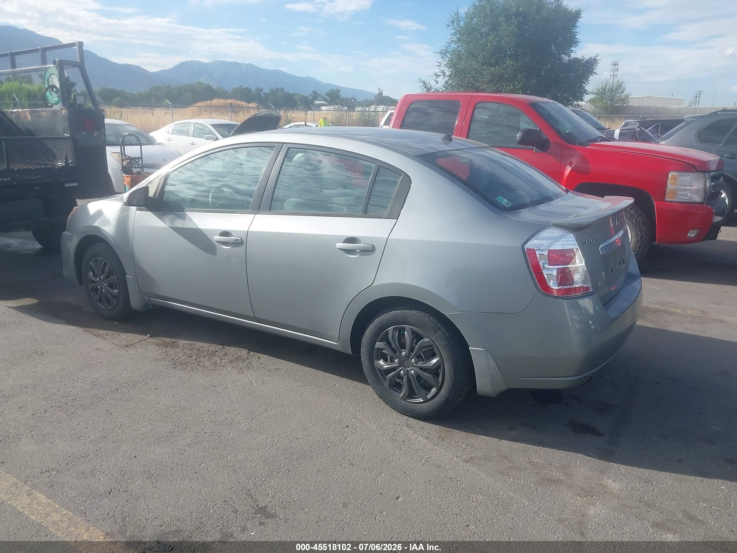 2011 Nissan Sentra 2.0 Silver vin: 3N1AB6AP7BL696930