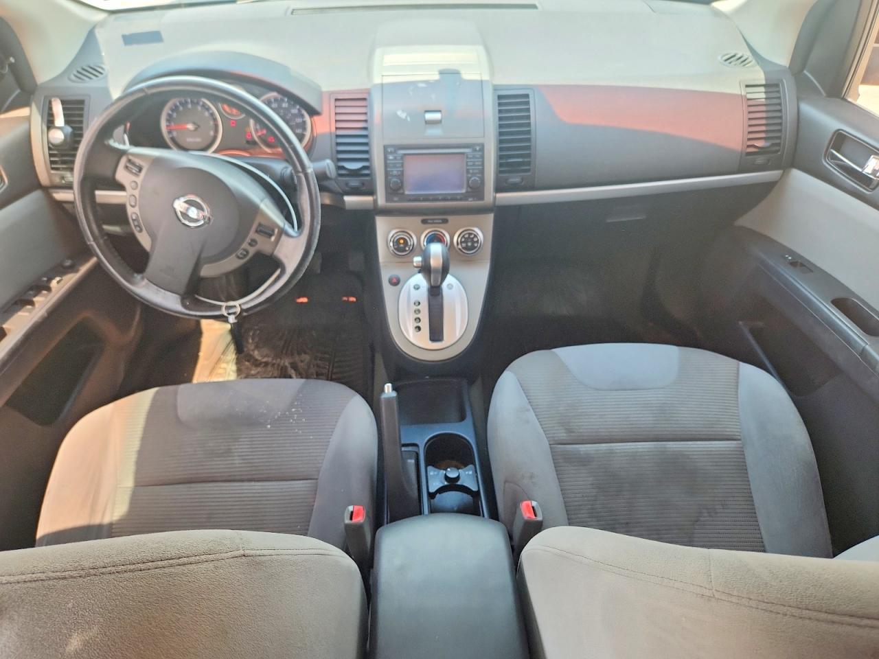 2011 Nissan Sentra 2.0 Красный vin: 3N1AB6AP7BL702984