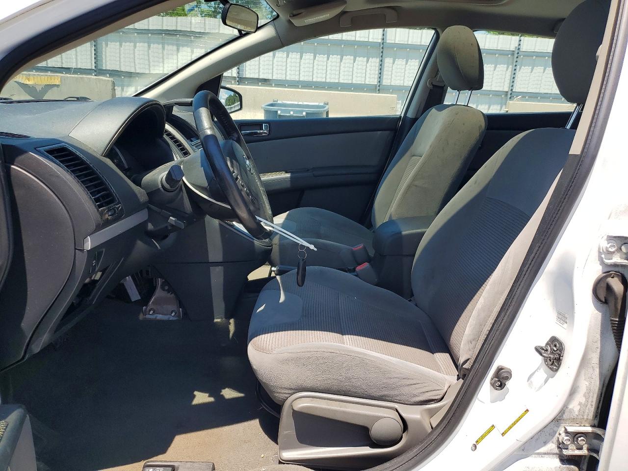 2011 Nissan Sentra 2.0/2.0s/sr/2.0sl White vin: 3N1AB6AP7BL719381