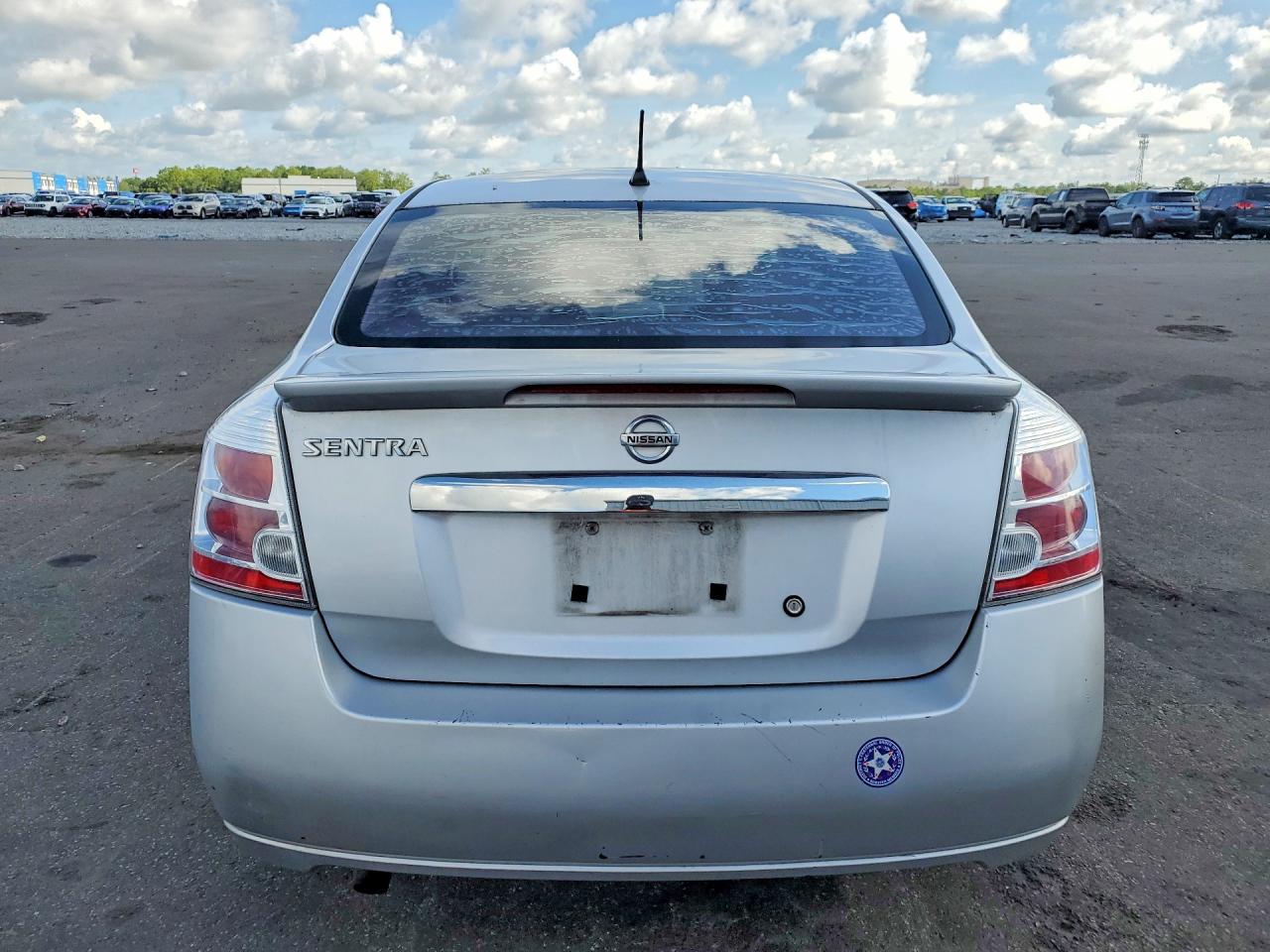 2011 Nissan Sentra 2.0 Silver vin: 3N1AB6AP7BL730087