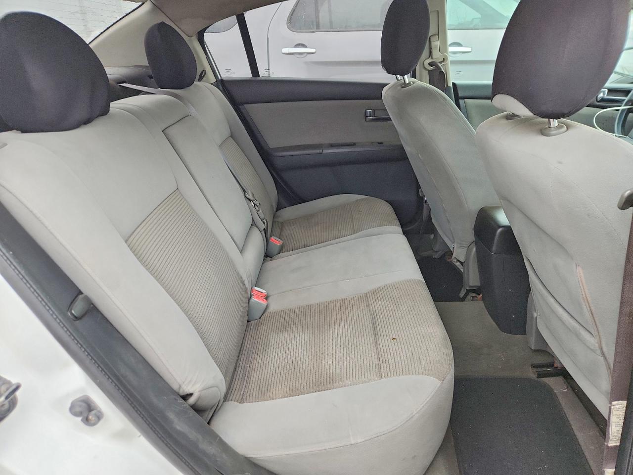 2012 Nissan Sentra 2.0 White vin: 3N1AB6AP7CL722413