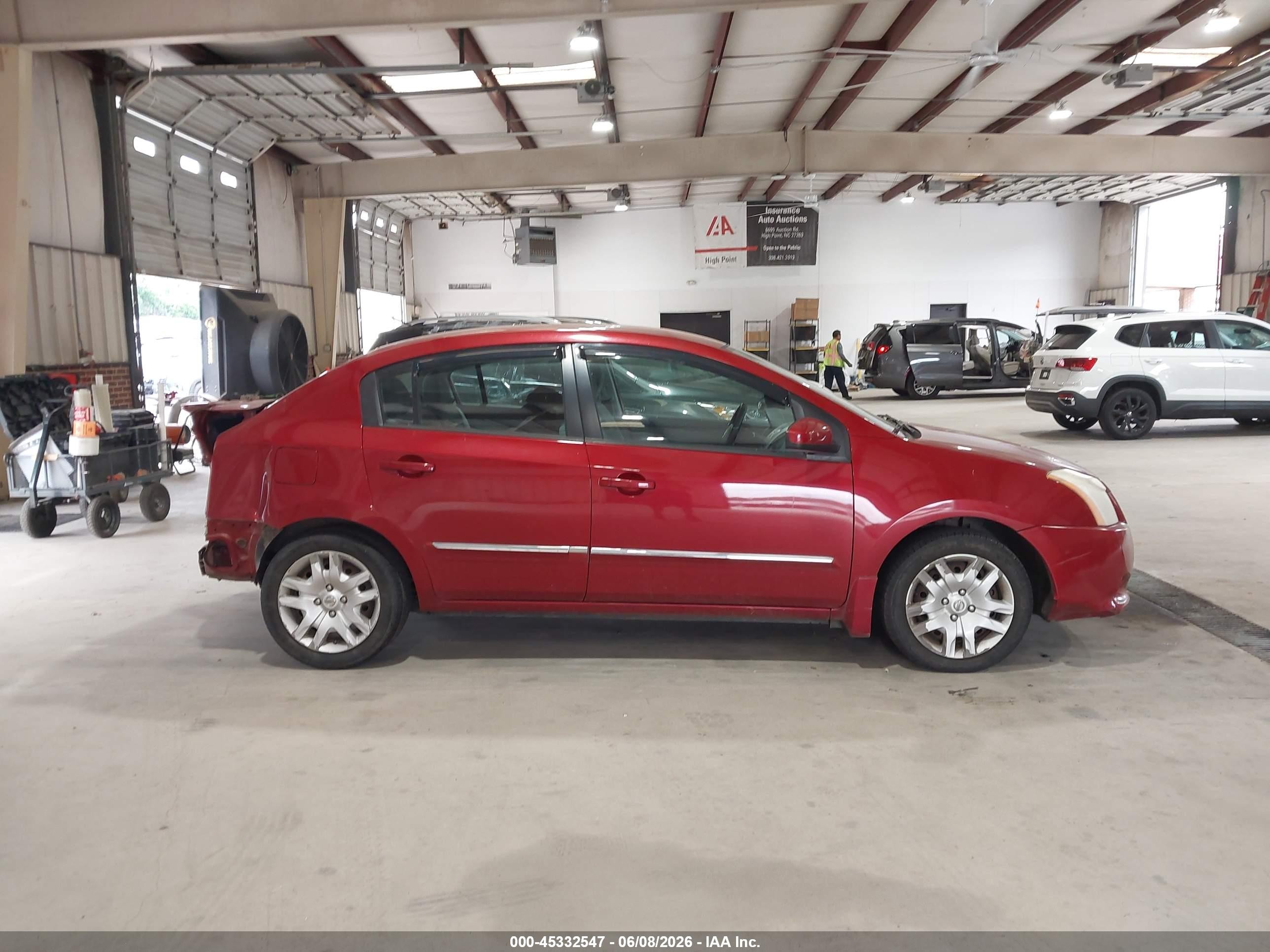 2012 Nissan Sentra 2.0 S Red vin: 3N1AB6AP7CL743939