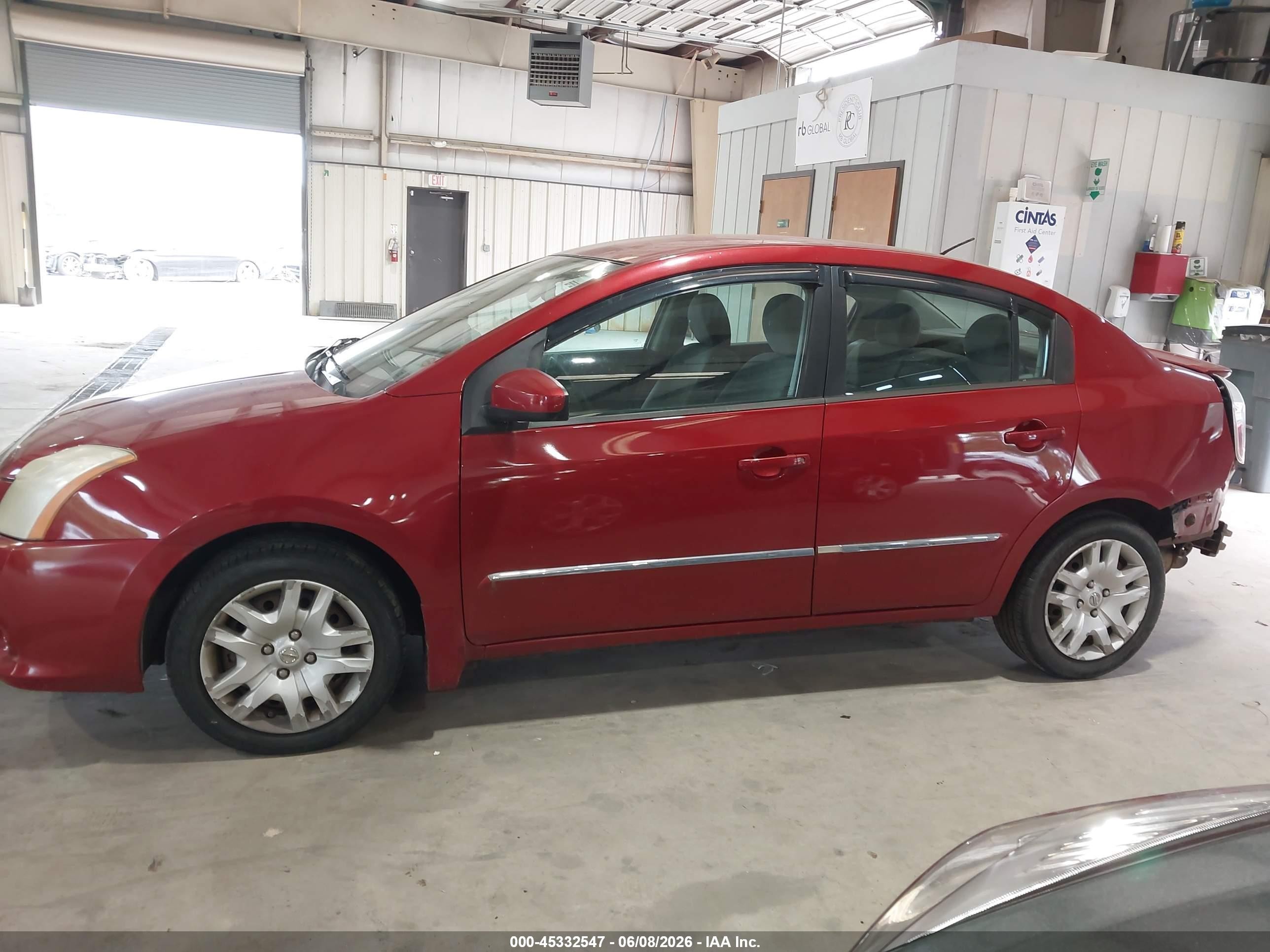 2012 Nissan Sentra 2.0 S Red vin: 3N1AB6AP7CL743939