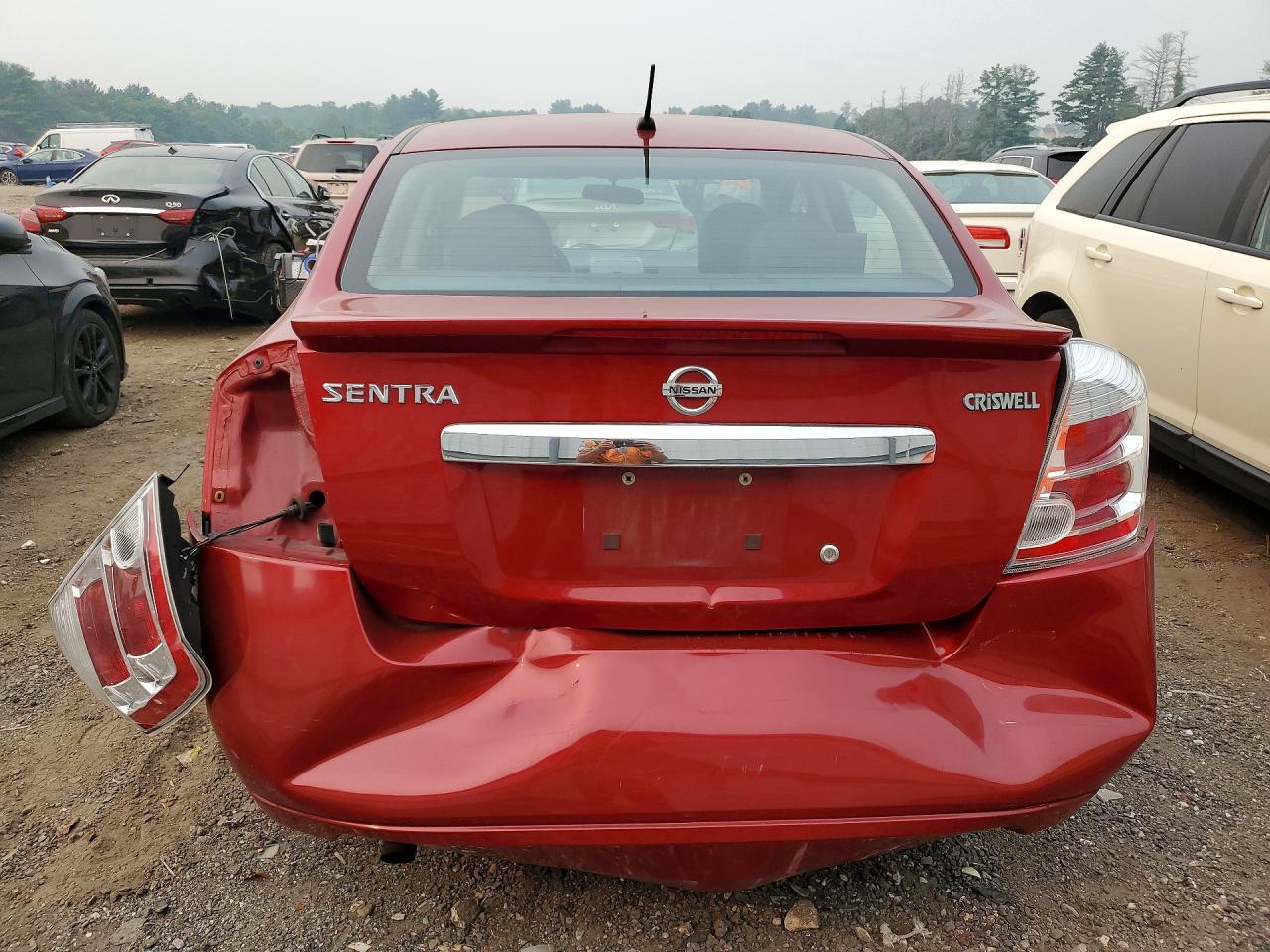 2012 Nissan Sentra 2.0 Red vin: 3N1AB6AP7CL747277