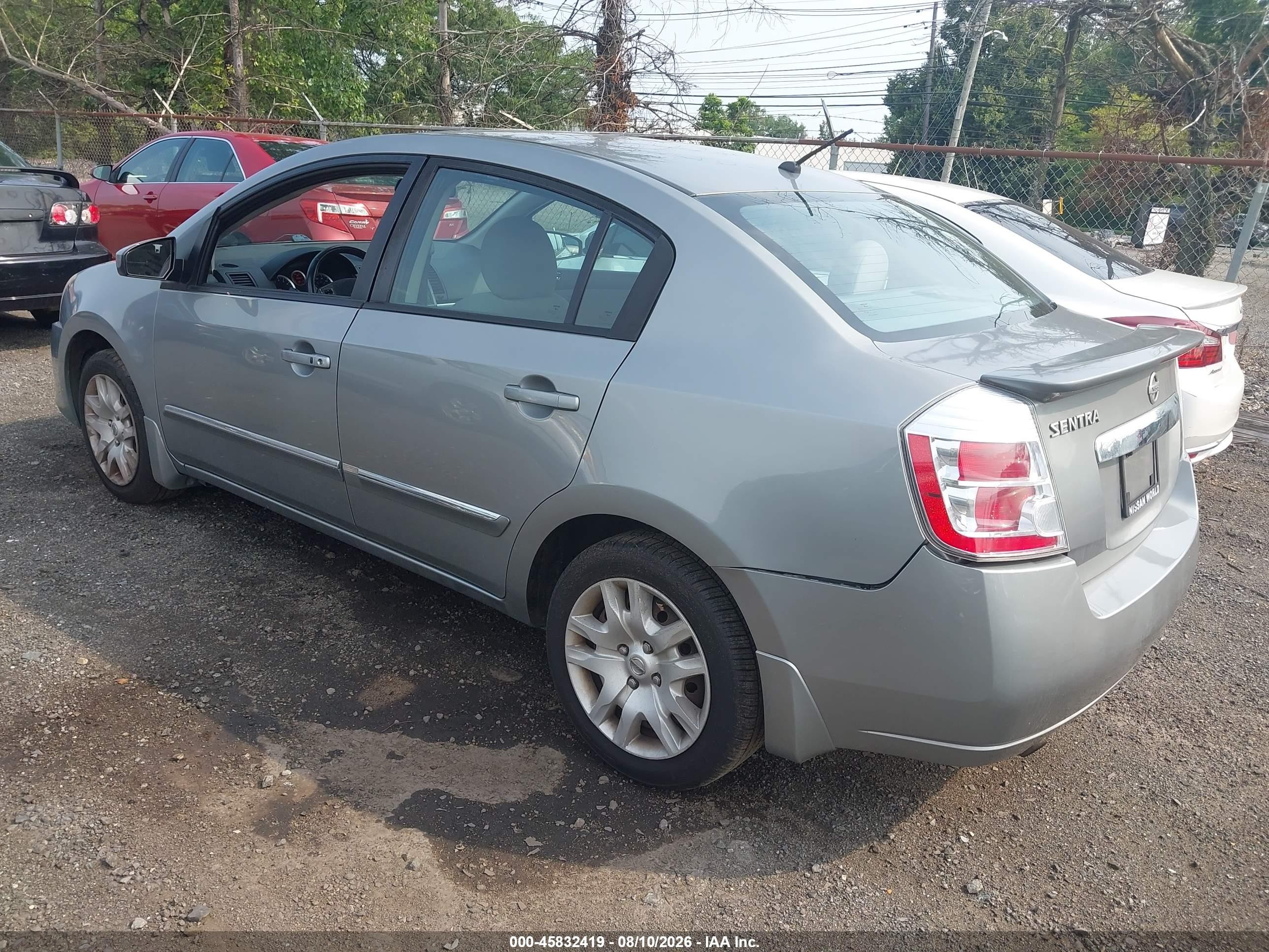 2012 Nissan Sentra 2.0 S Silver vin: 3N1AB6AP7CL770879