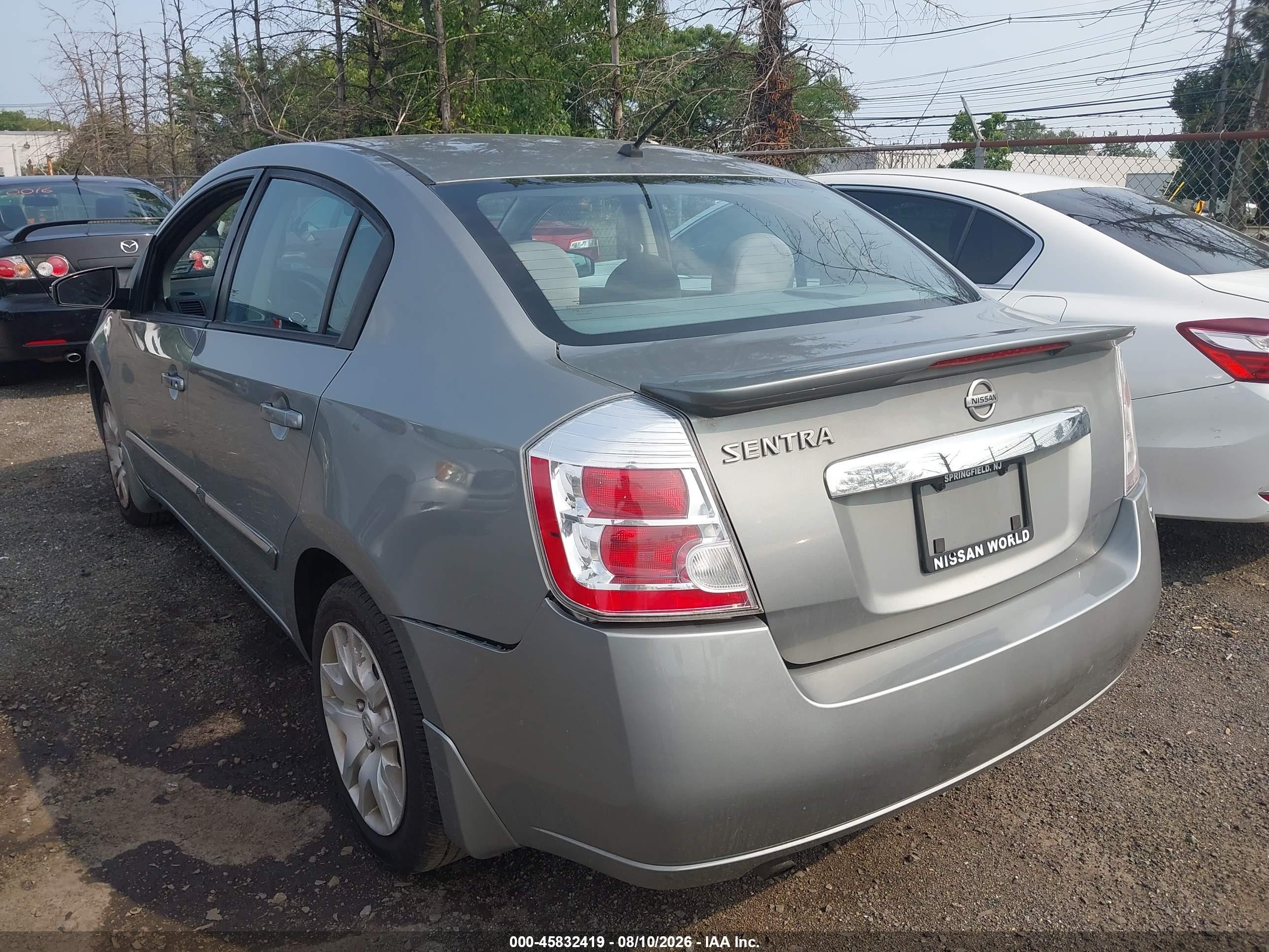 2012 Nissan Sentra 2.0 S Silver vin: 3N1AB6AP7CL770879