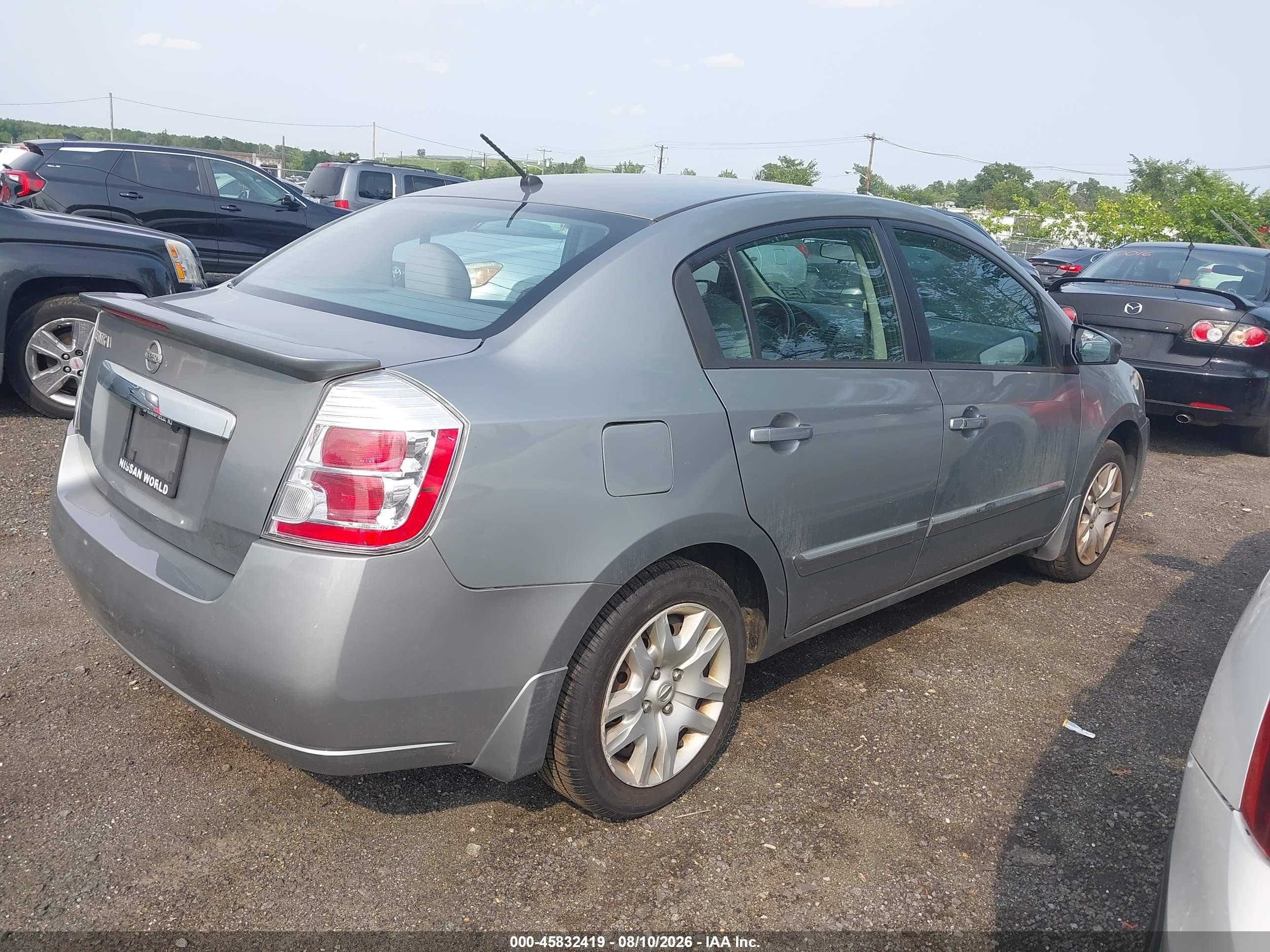 2012 Nissan Sentra 2.0 S Silver vin: 3N1AB6AP7CL770879