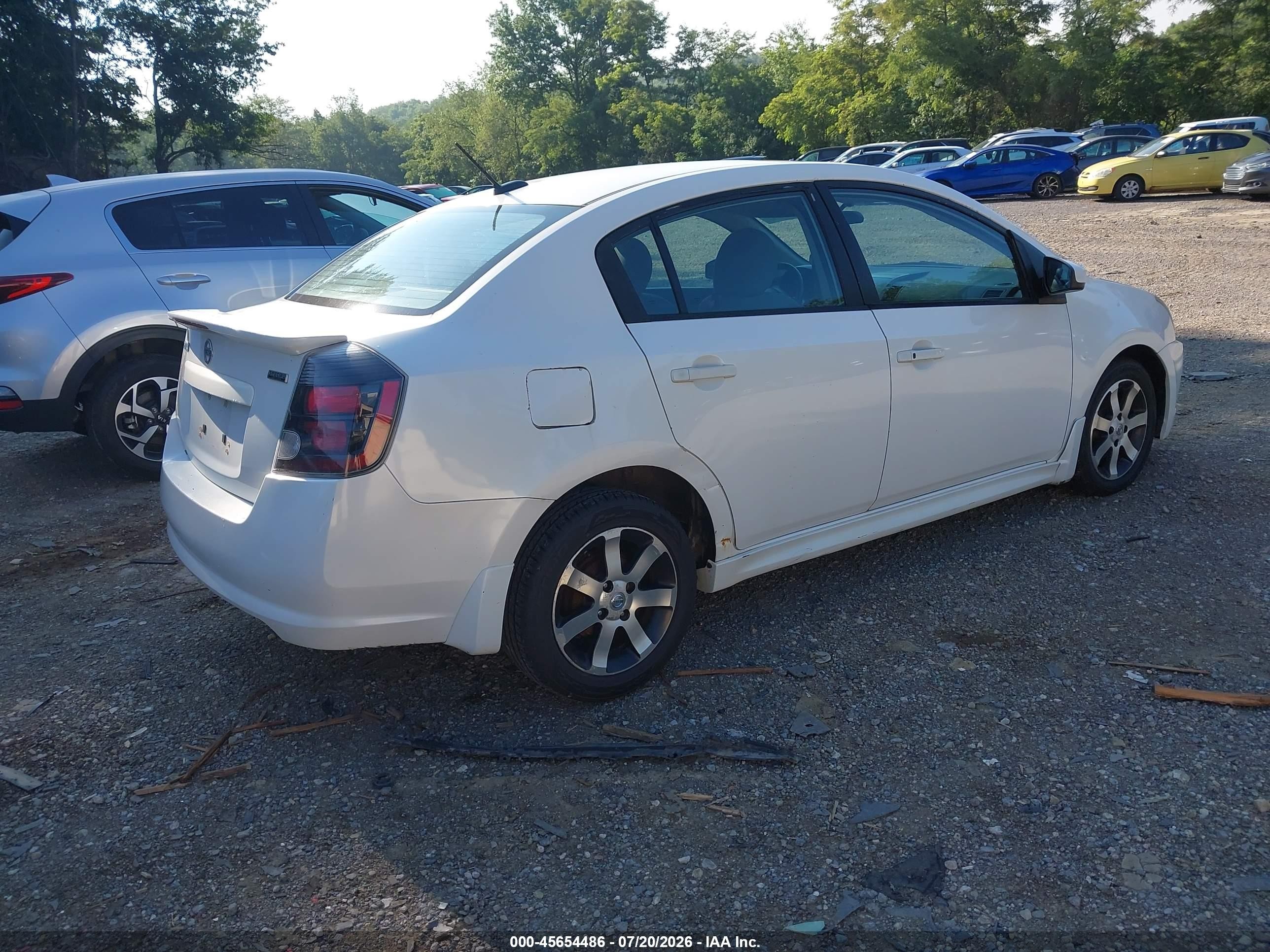 2012 Nissan Sentra 2.0 Sr Белый vin: 3N1AB6AP7CL776150
