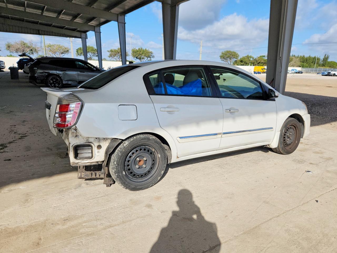 2012 Nissan Sentra 2.0 White vin: 3N1AB6AP7CL777122